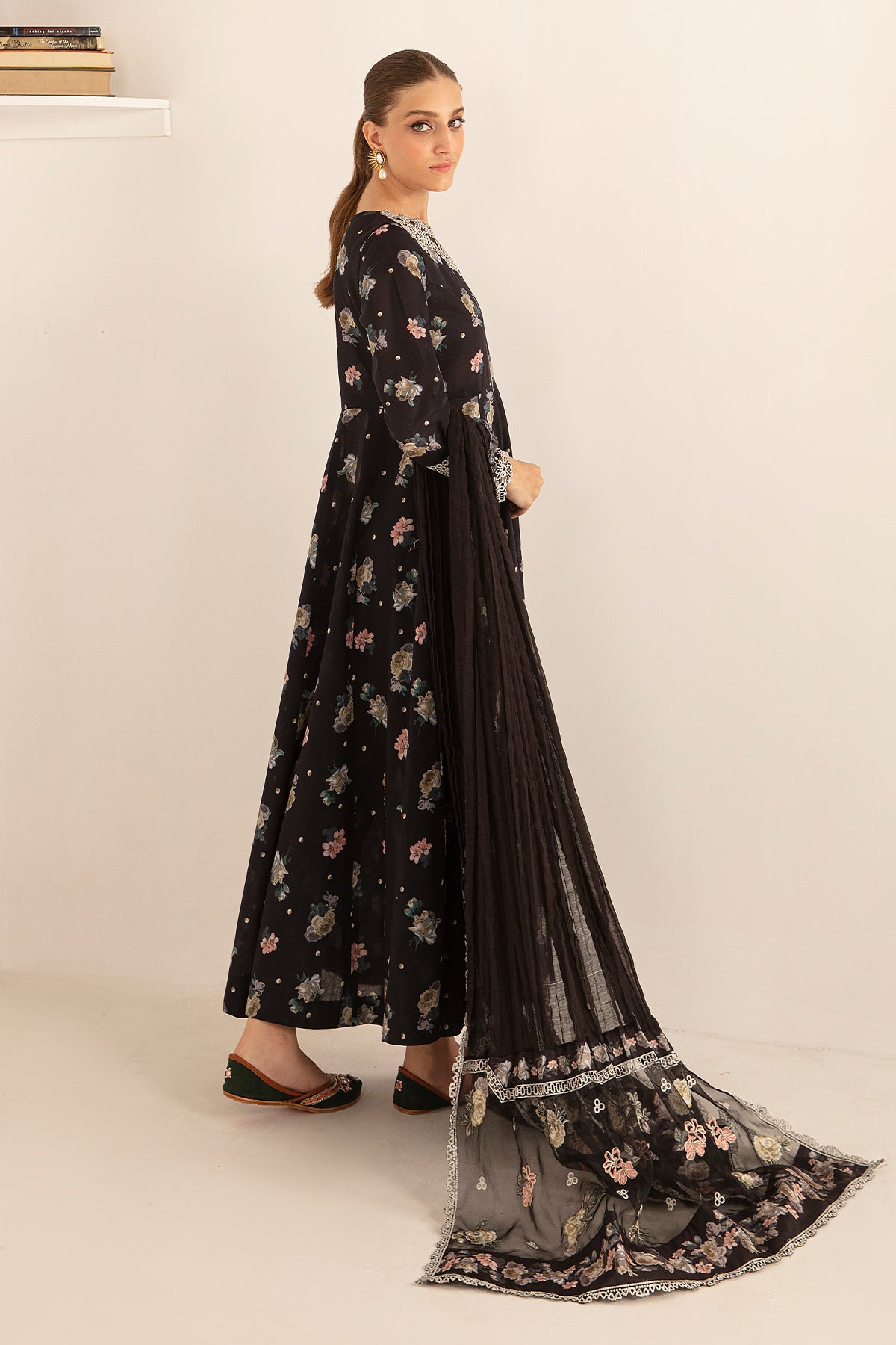 Baroque | Embroidered Lawn | SF-406