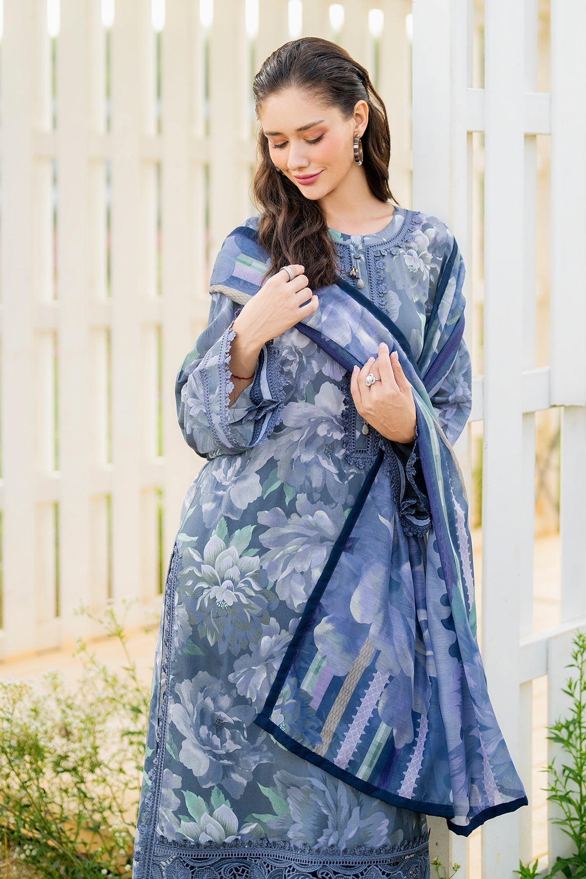 Baroque | Embroidered Lawn | SF-4219