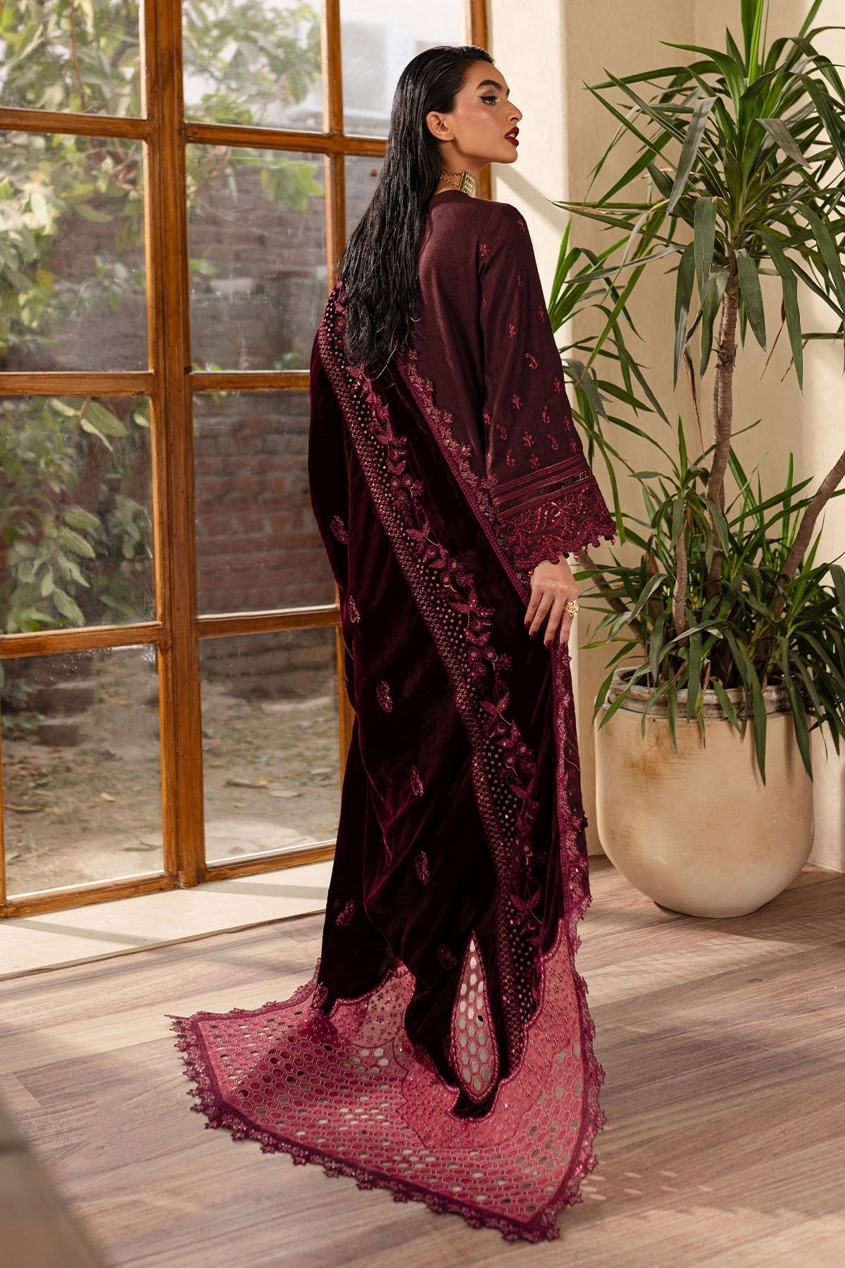 Nureh | Exclusive Shawls | NE-126