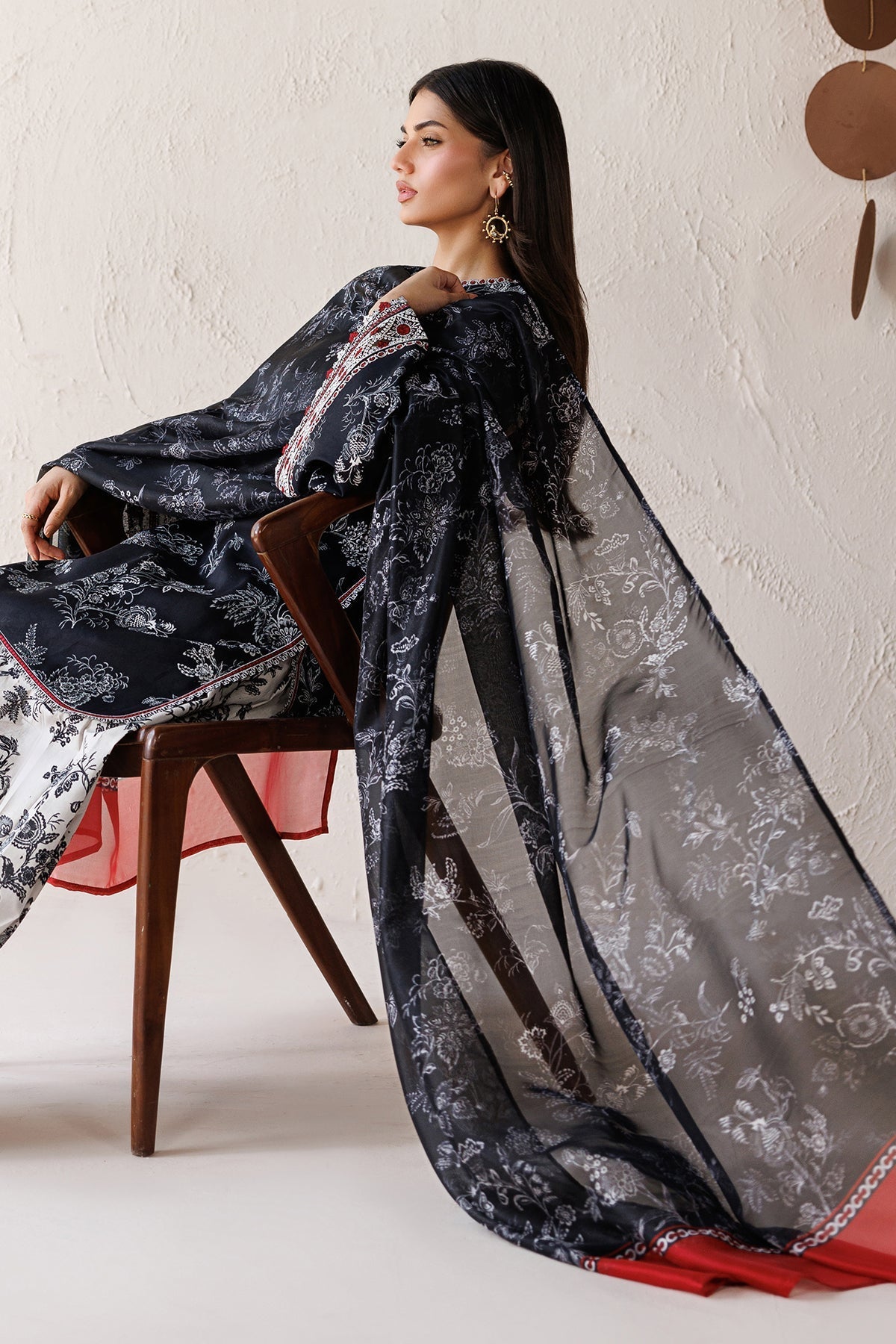 Baroque | Embroidered Lawn | SF-4514