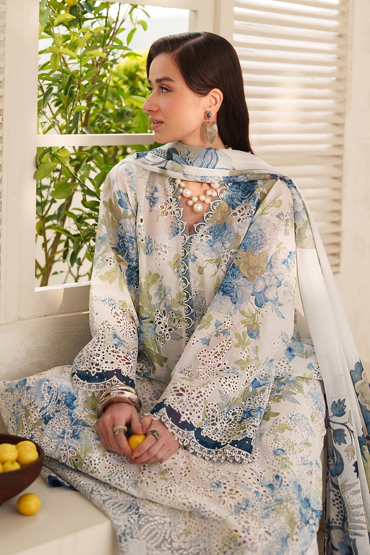 Baroque | Embroidered Lawn | SF-4401