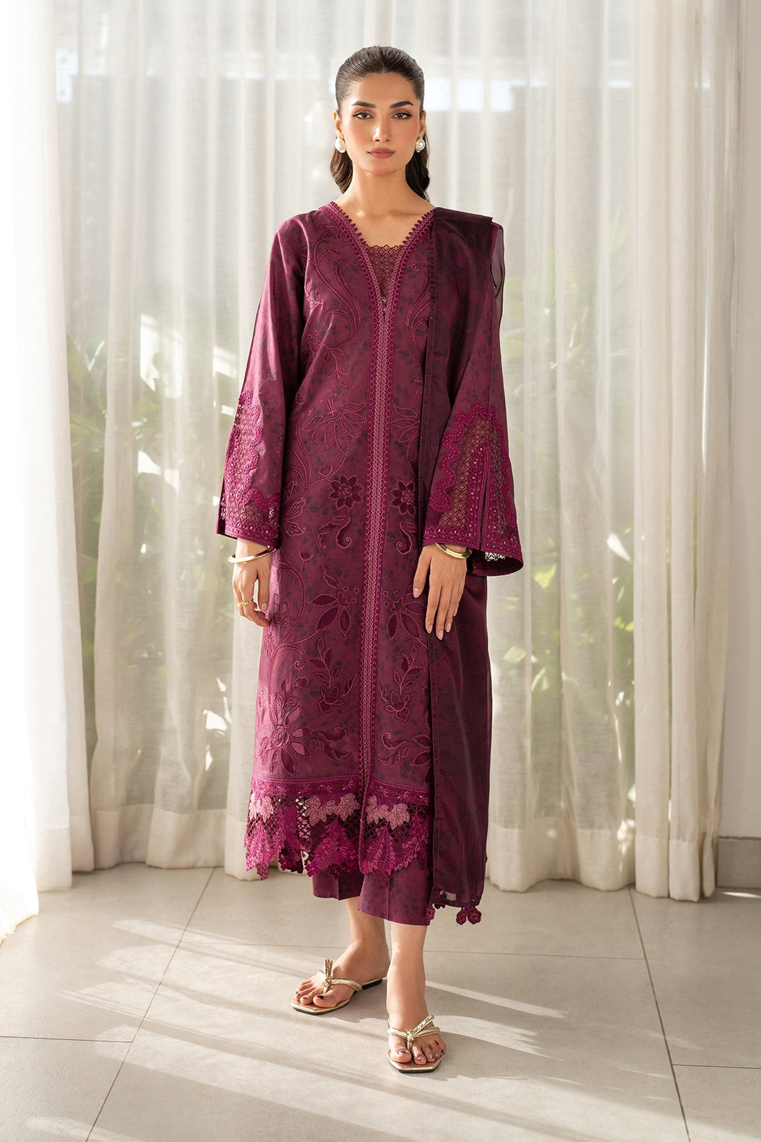 Baroque | Embroidered Lawn | SF-4098