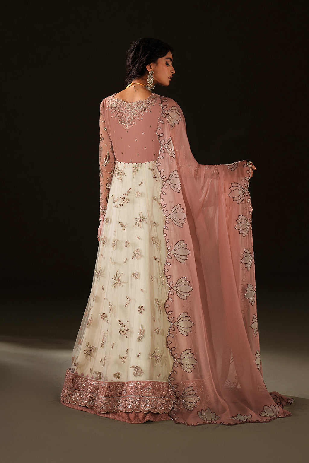Iznik | Velvet 25 | IV-78 Embroidered Velvet