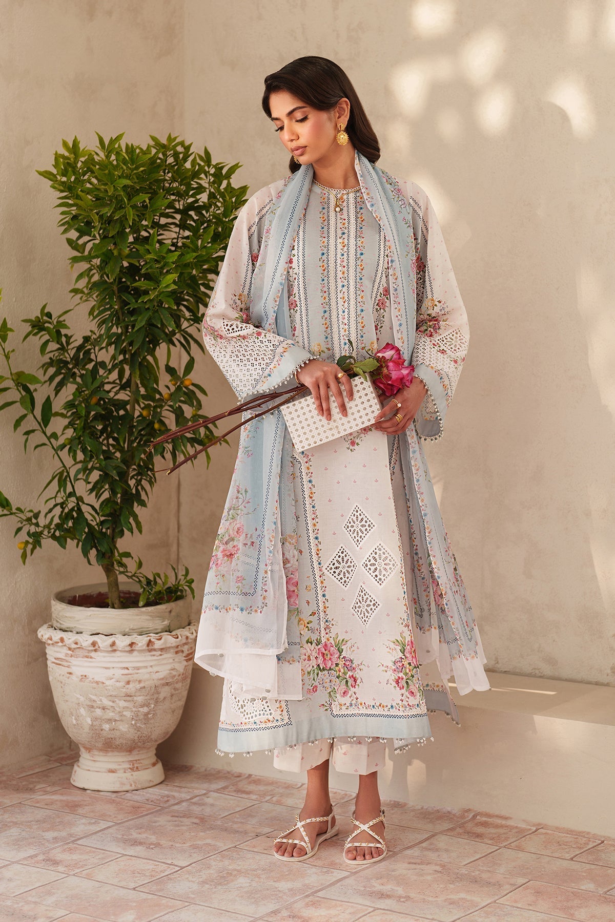 Baroque | Embroidered Lawn | SF-4402