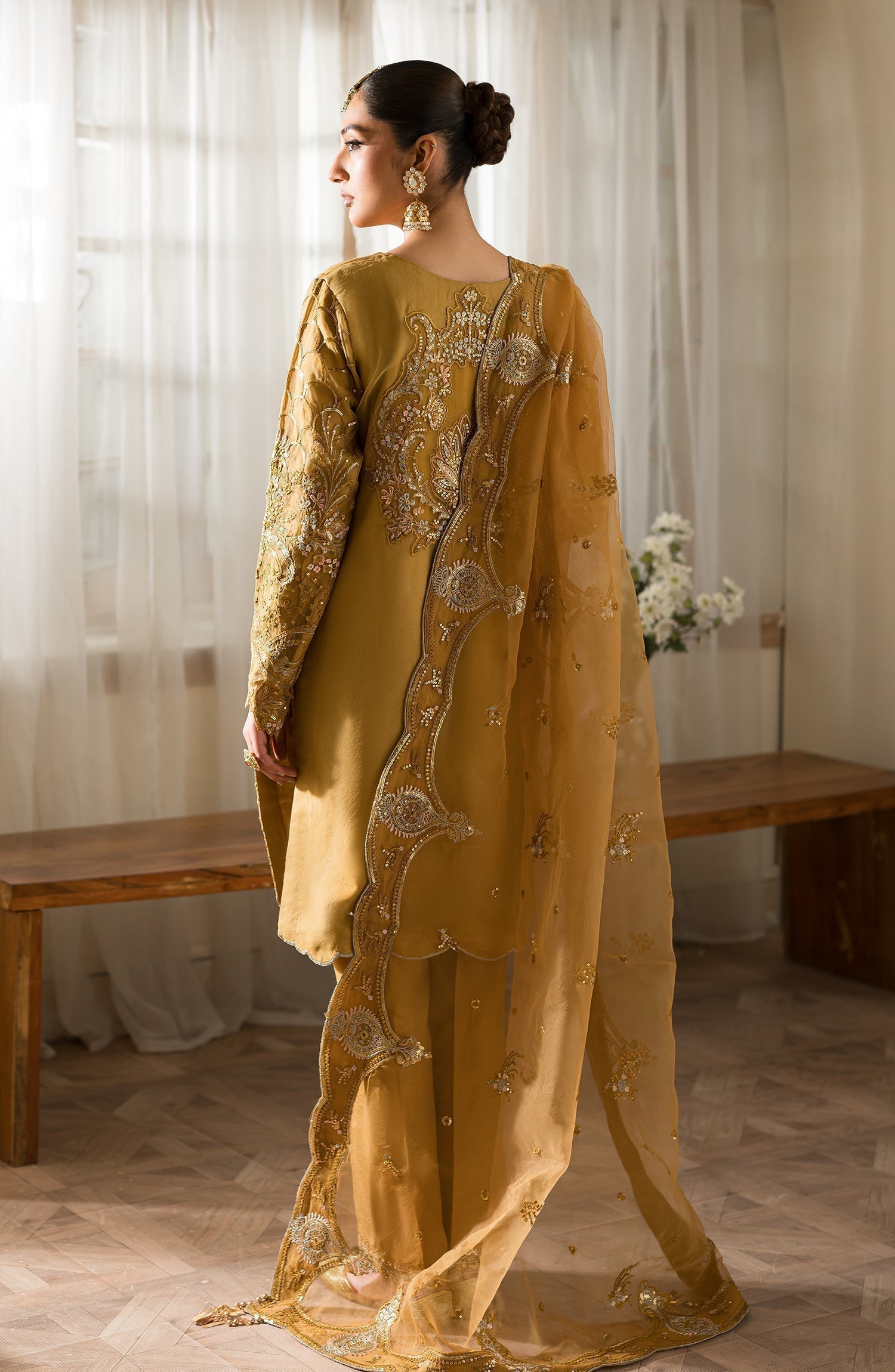 Emaan Adeel | Suave Luxury Formals 24 | ZOE - House Of Anaya