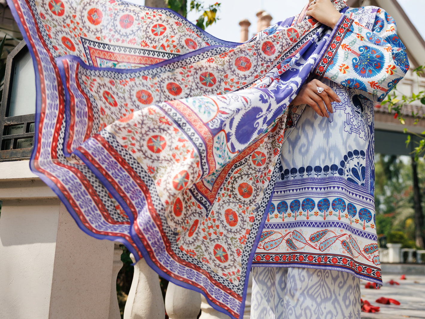 Almirah | Traditional Tale | ALP-3PS-2116