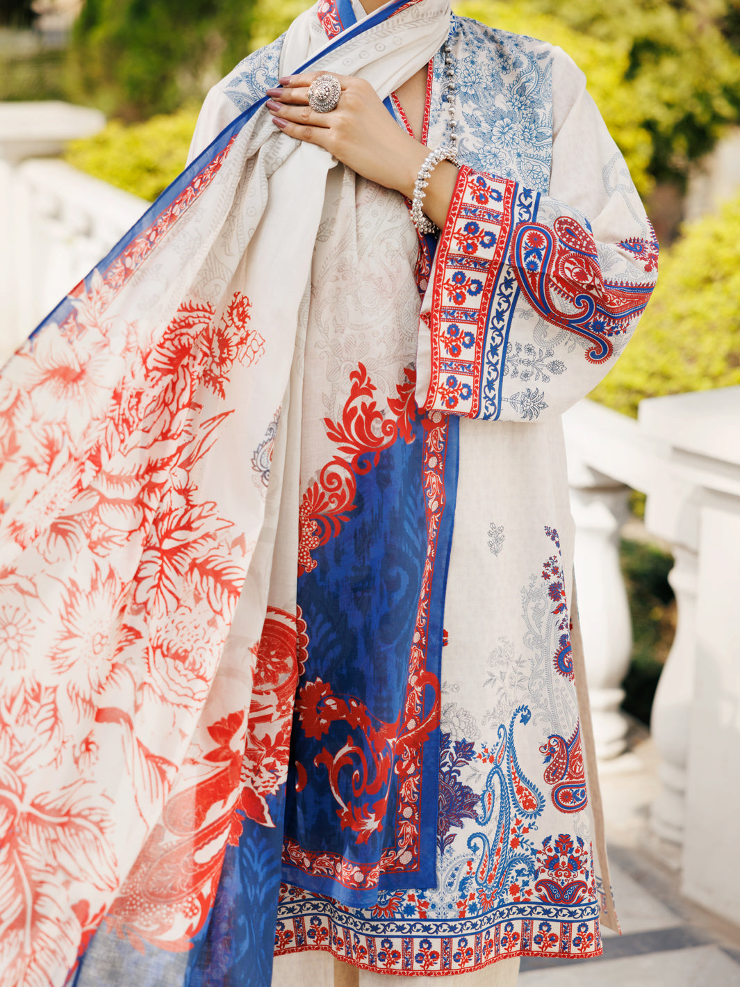 Almirah | Traditional Tale | ALP-3PS-2118