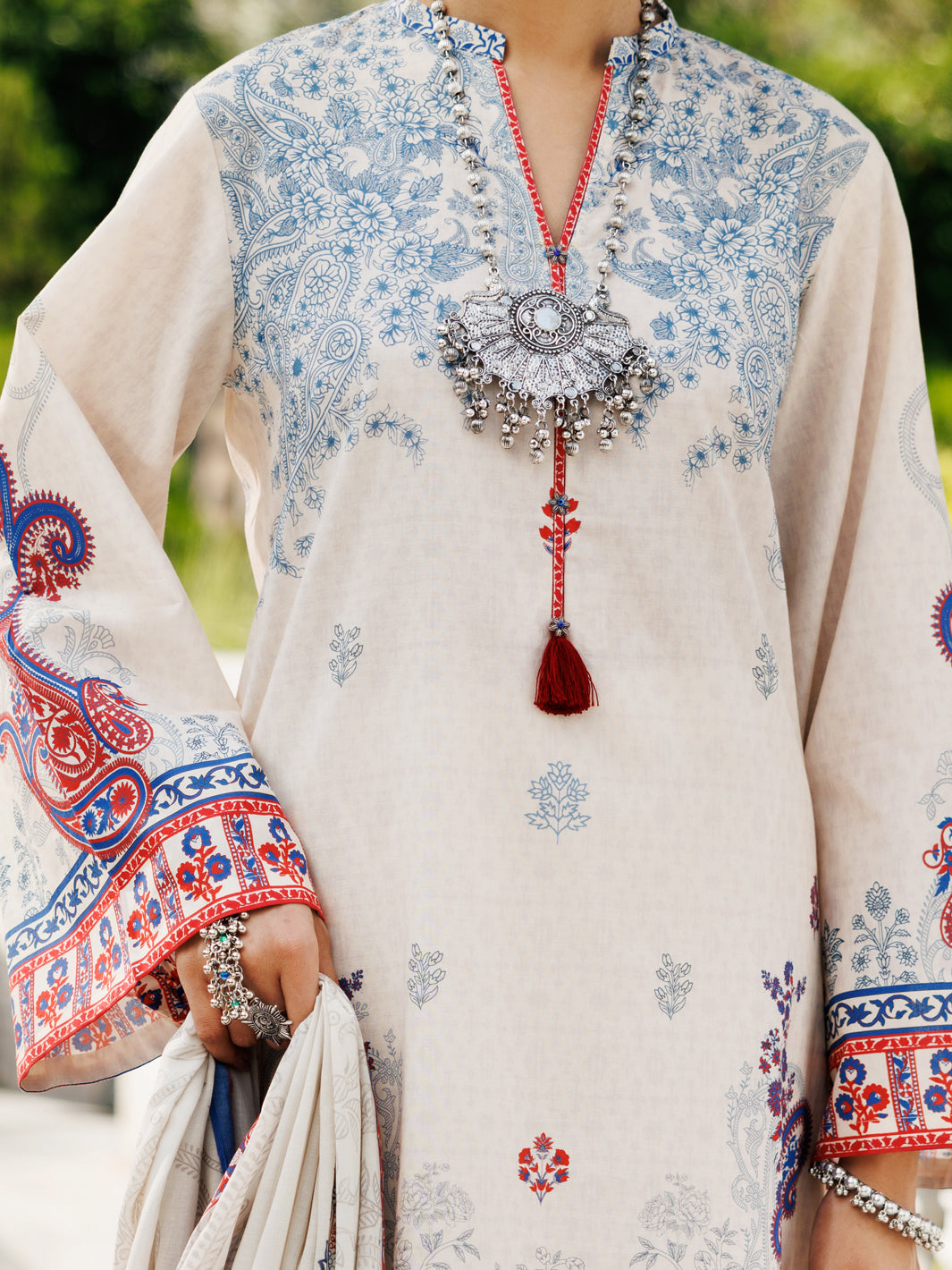 Almirah | Traditional Tale | ALP-3PS-2118