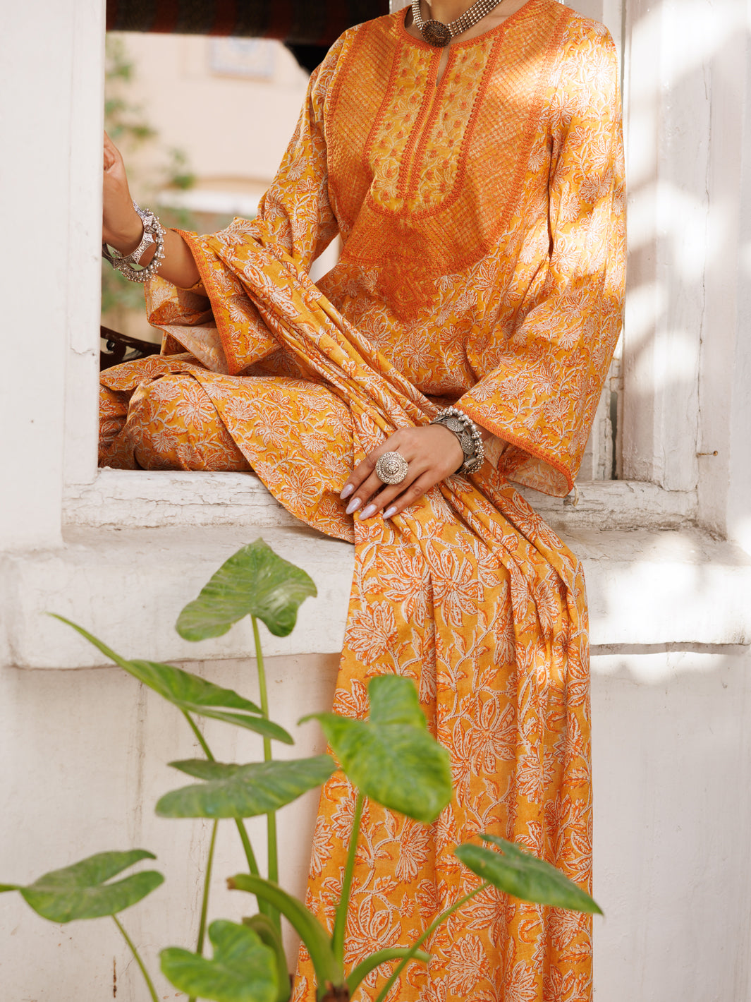 Almirah | Traditional Tale |  ALP-3PS-2131