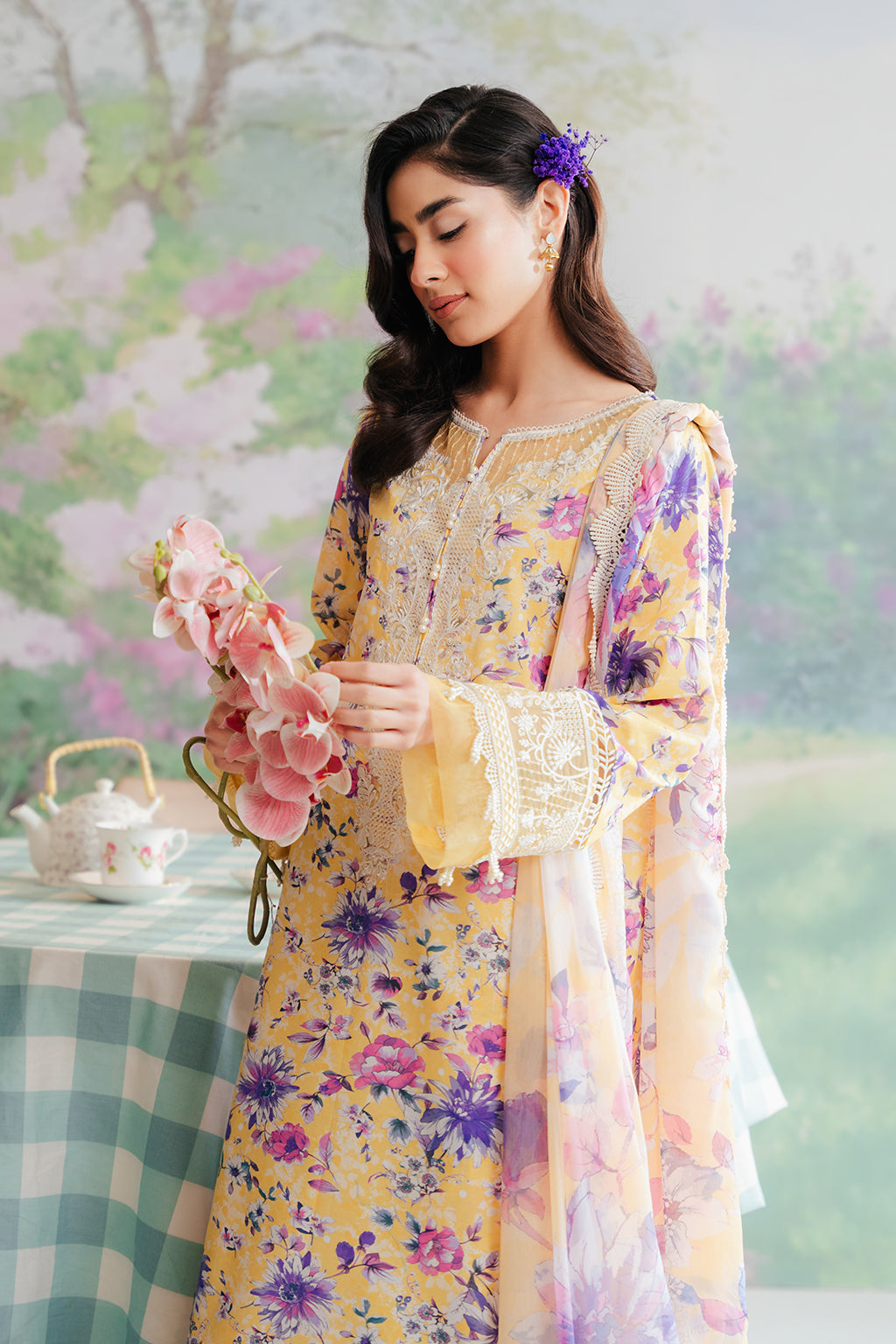 Afrozeh | The Floral Charm | Tuscany - House Of Anaya