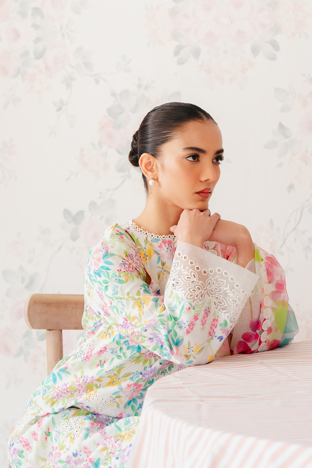 Afrozeh | The Floral Charm | Vanilla - House Of Anaya