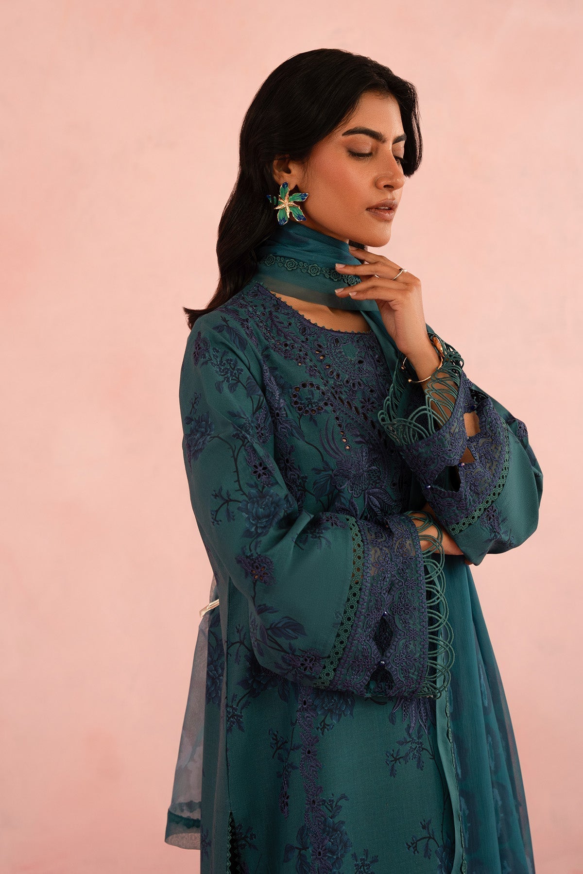 Afrozeh | Floral Charm 25 | Acacia