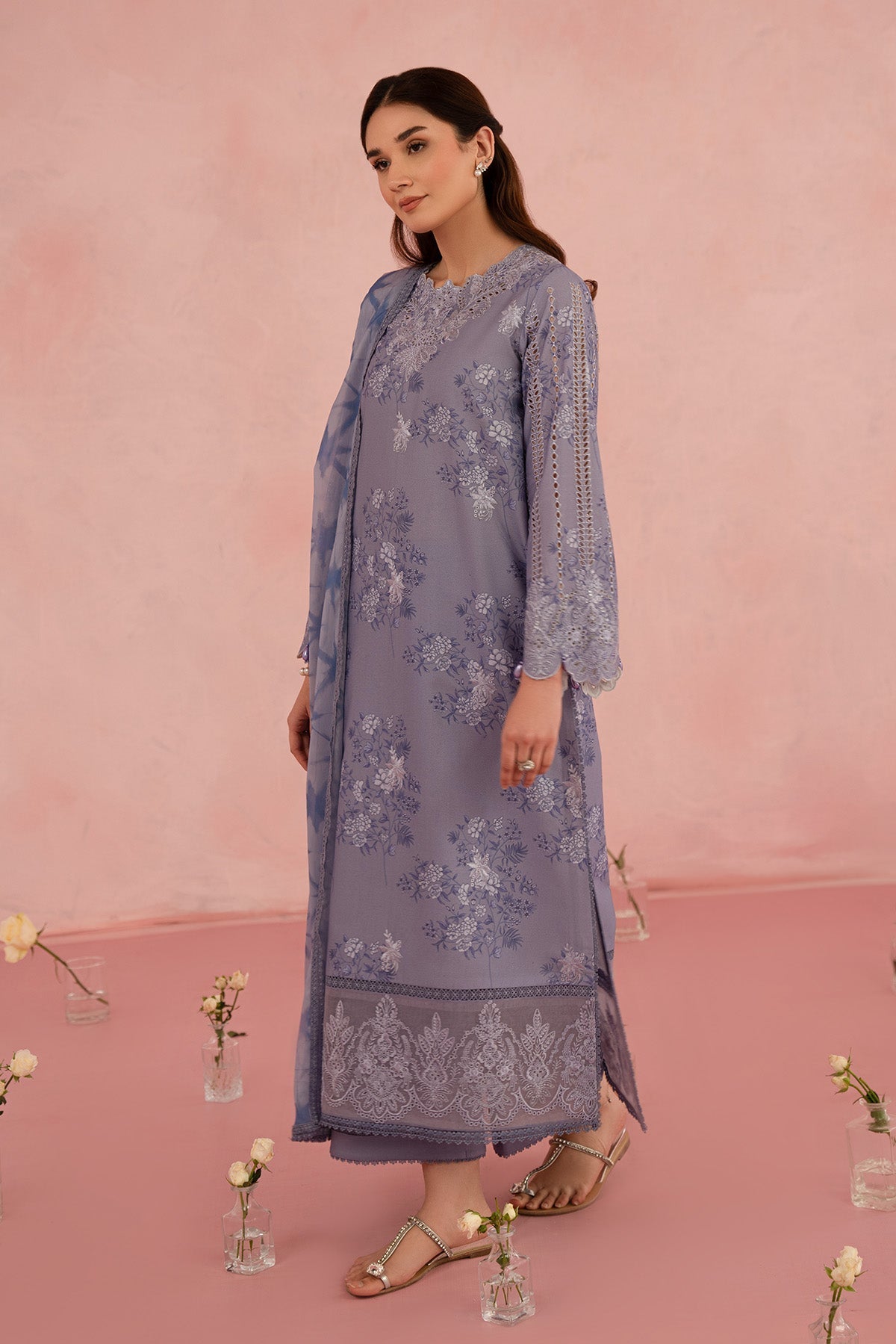 Afrozeh | Floral Charm 25 | Columbine