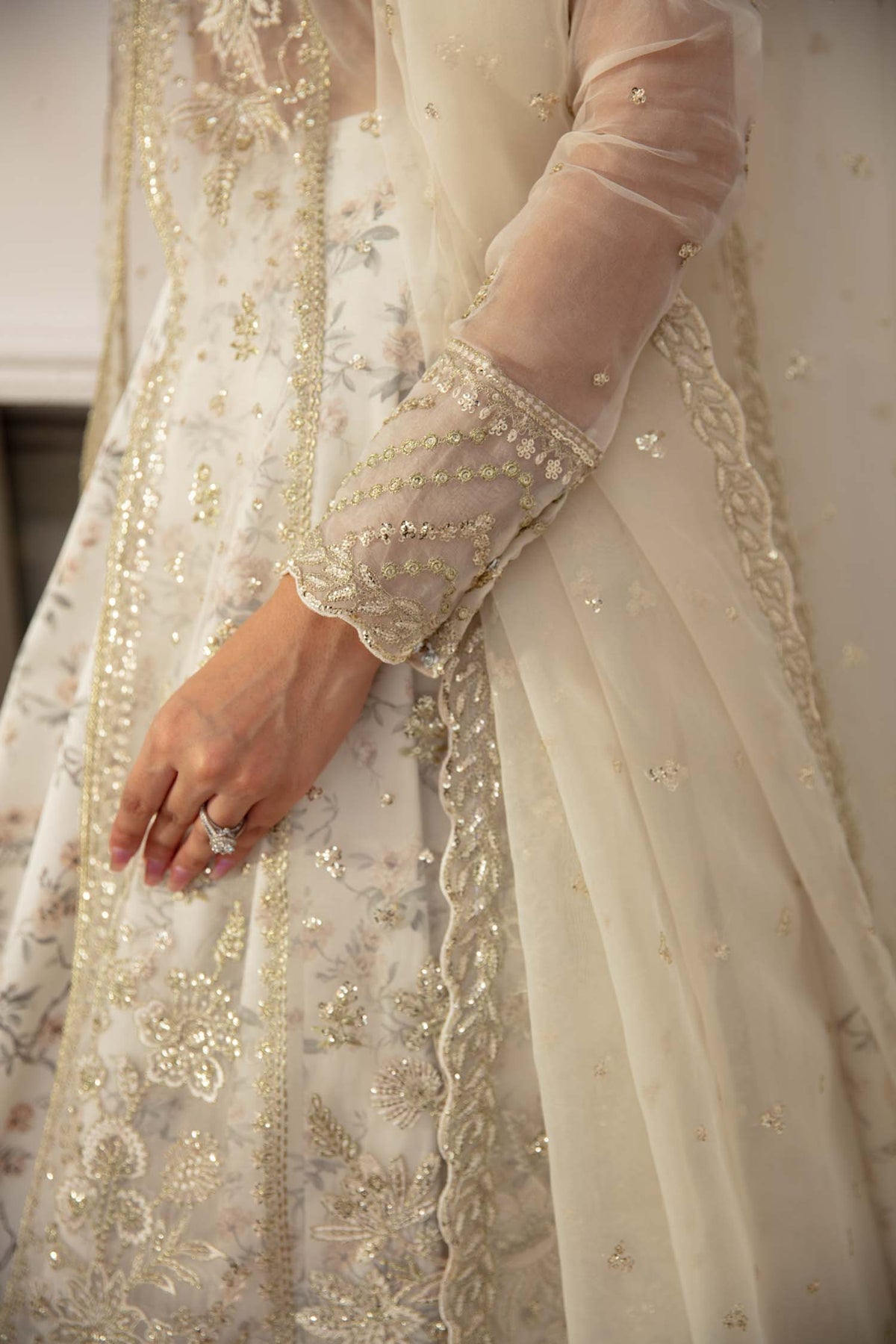 Akbar Aslam | Velora Formal Pret | Elysian