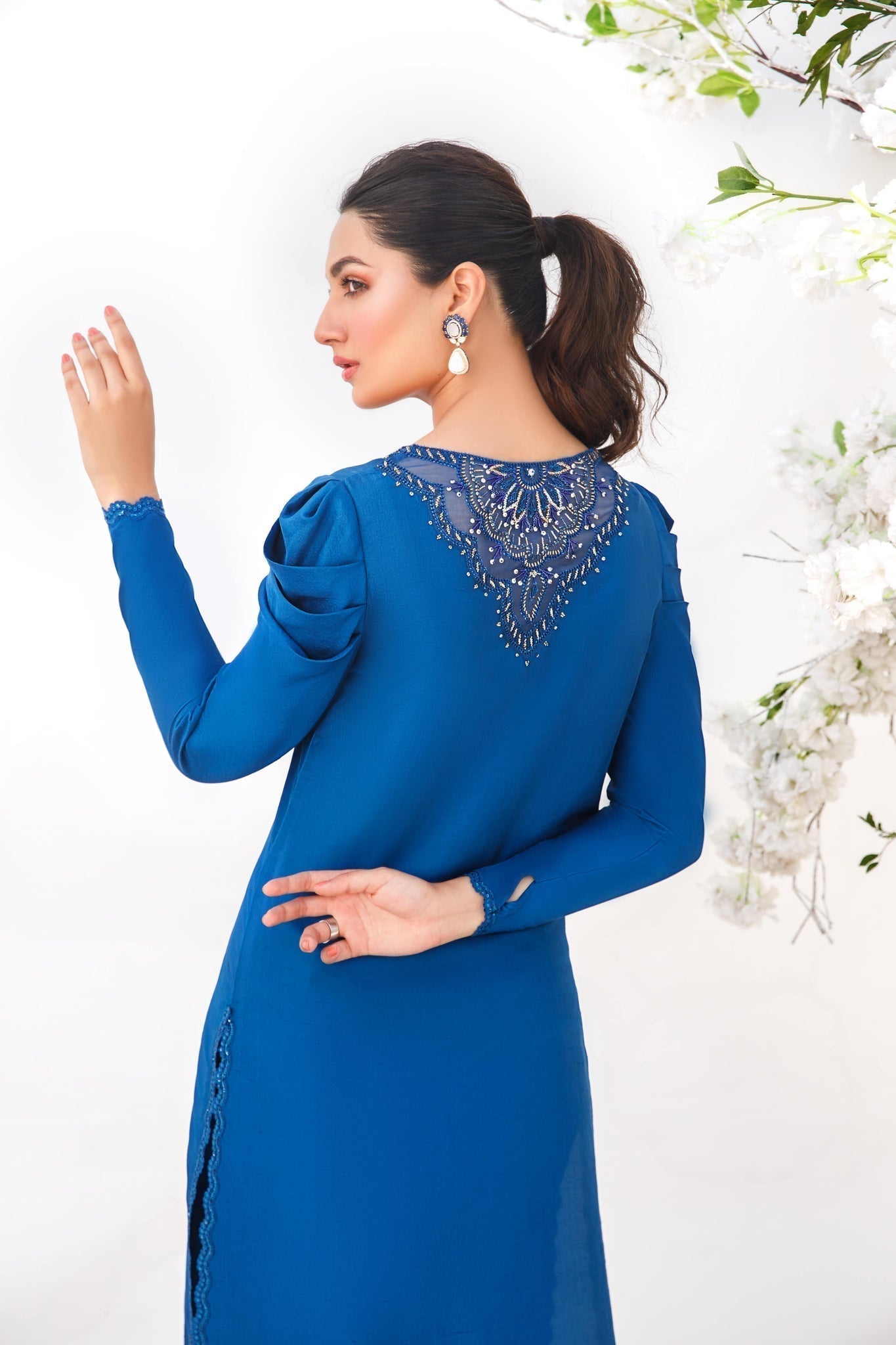 Anam Akhlaq | Festive Collection | D-17 - House of Zarish