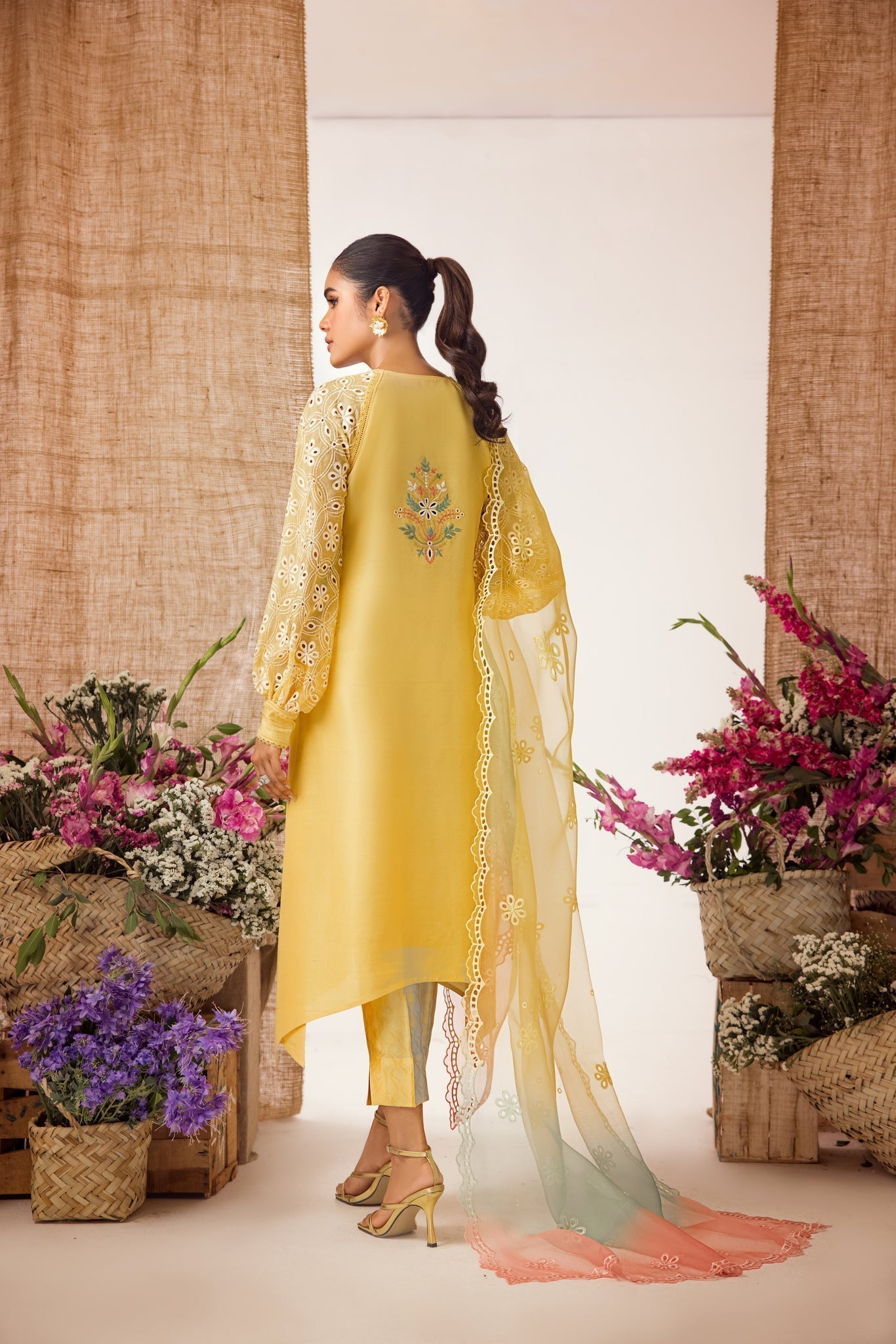 Anam Akhlaq | Festive Collection | D-35 - House of Zarish