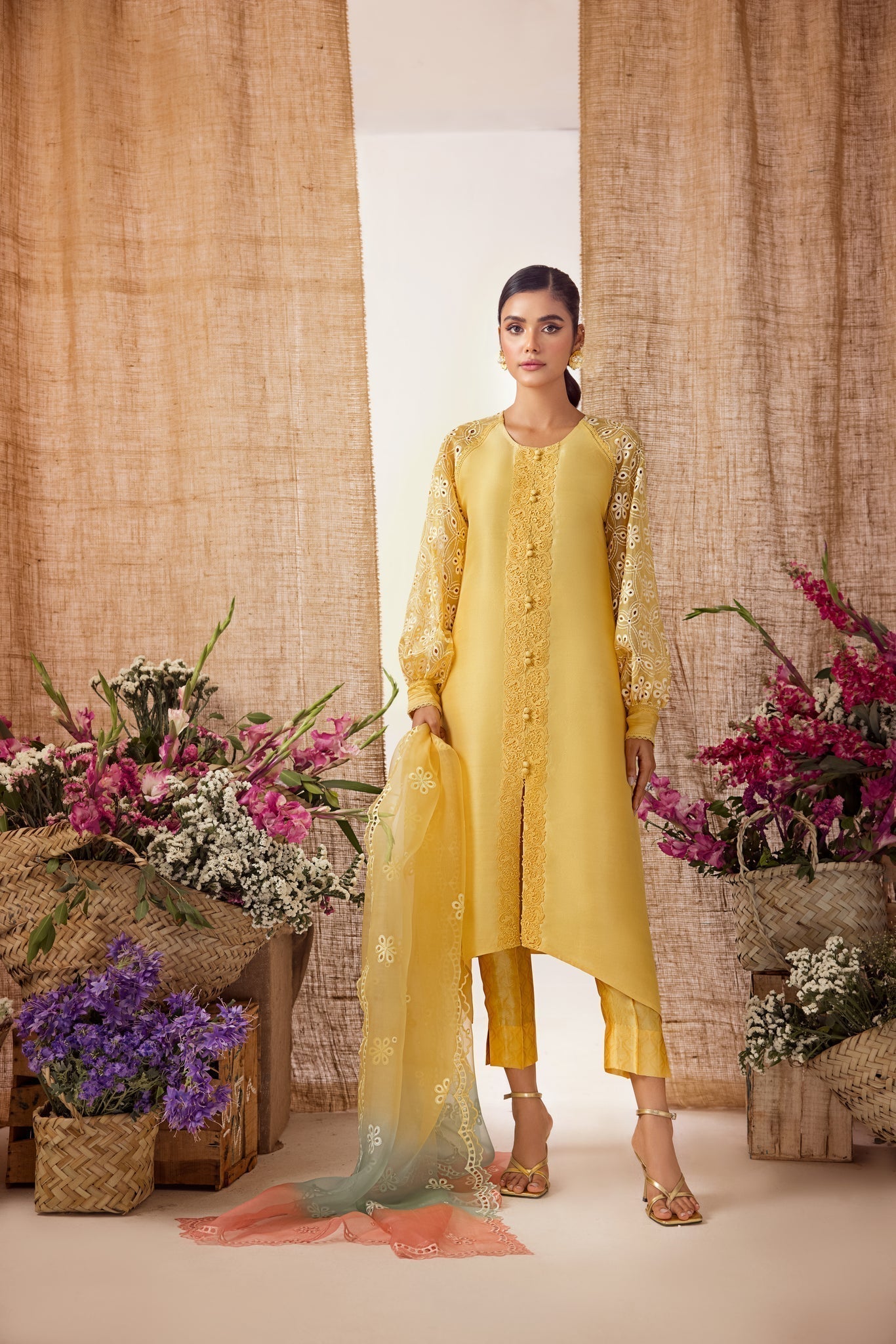 Anam Akhlaq | Festive Collection | D-35 - House of Zarish