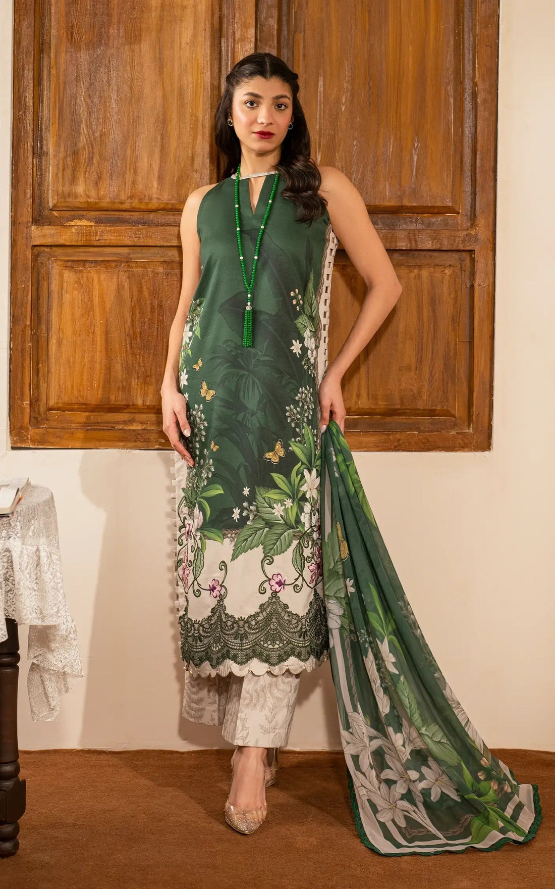 Asifa and Nabeel | Meraki Vintage 25 | Anngan (MVL25-05) - House Of Anaya