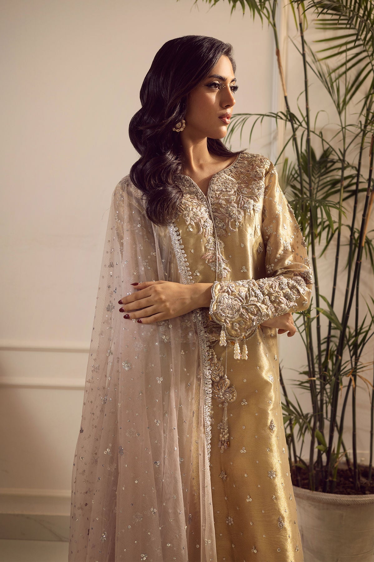 Annus Abrar | Melia Luxe Formals | Hurmia