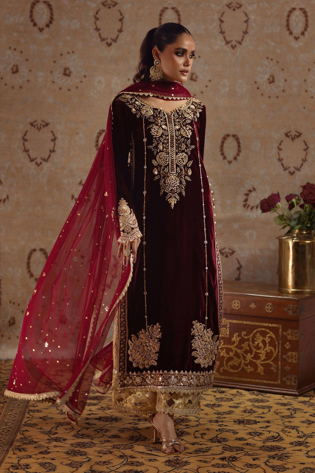 Annus Abrar | Mirha Winter Velour | Arwa