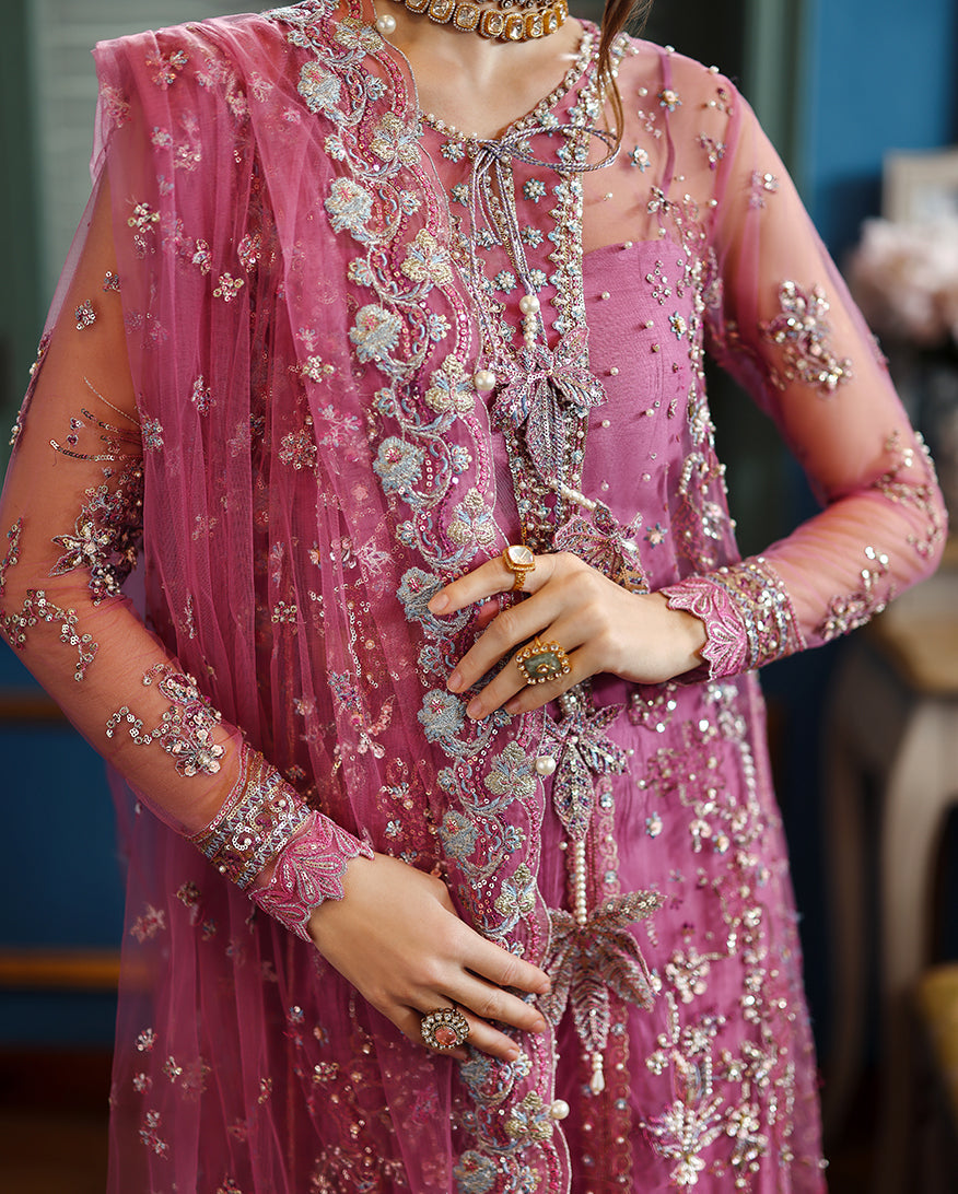 Mushq | The Muse | Arwen