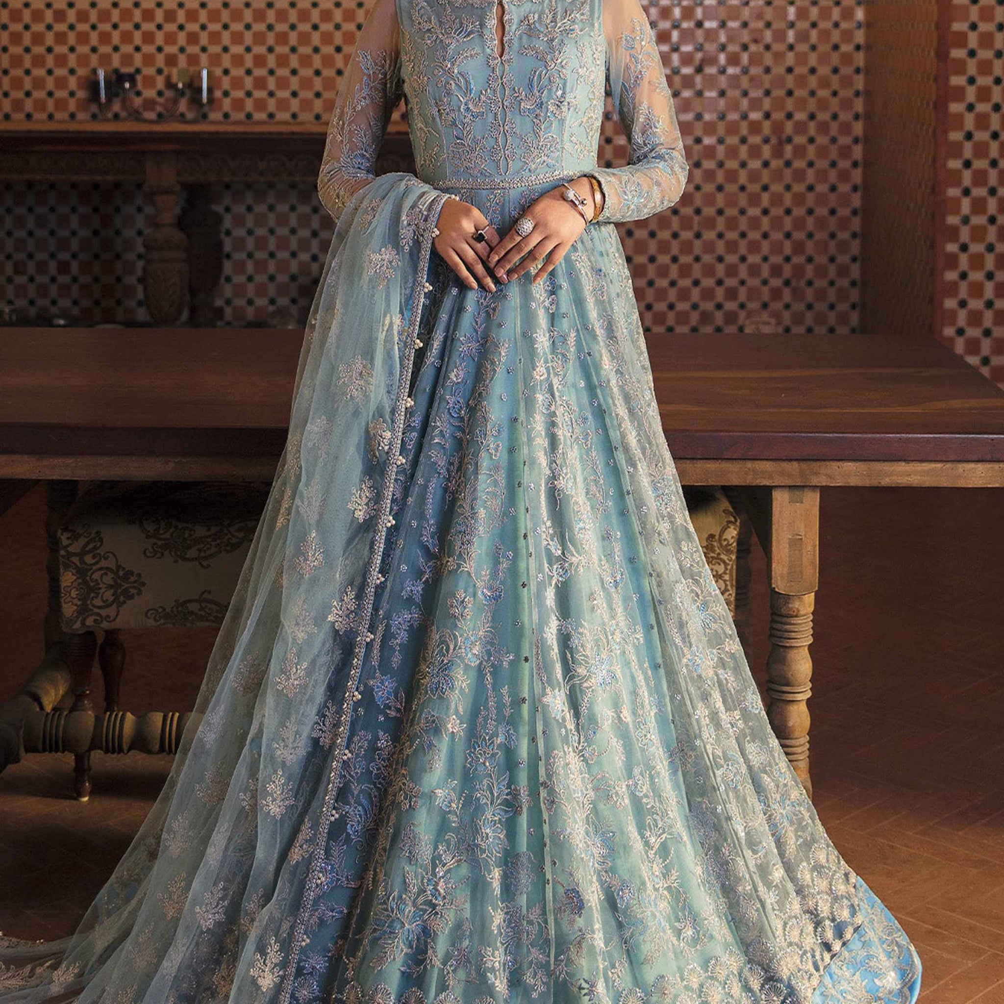 Sifa | LUXURY FORMALS | Arzoo