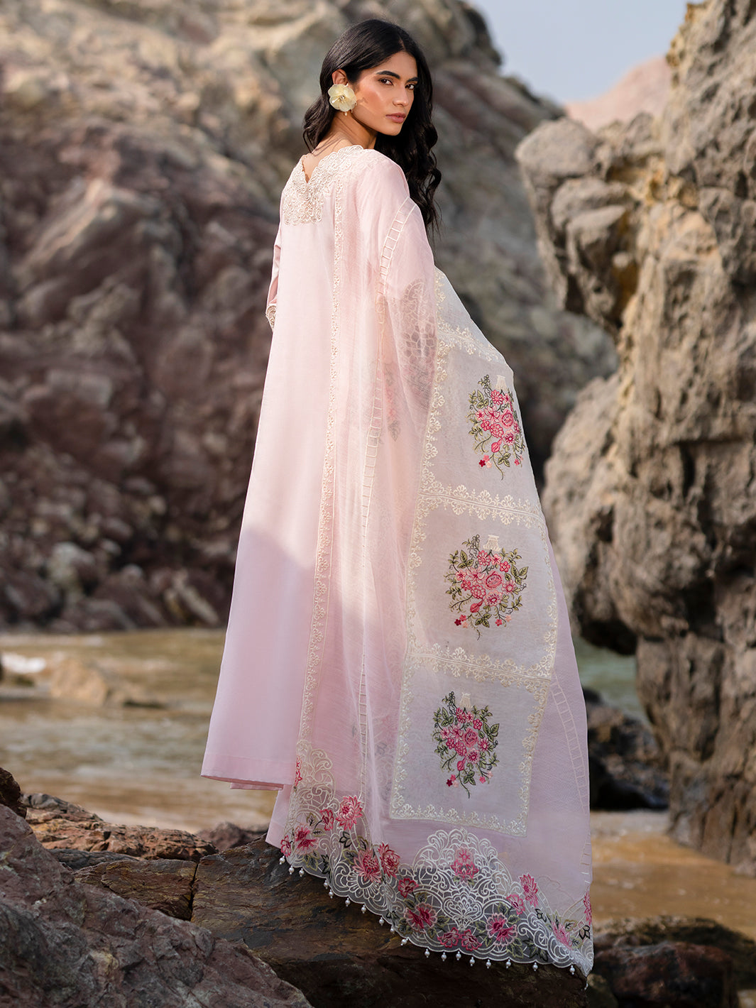 Mahnur | Sirena Luxury Lawn 25 | Azalea - House Of Zarish