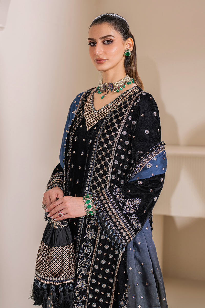 Baroque | Velvet Formals | VELVET UF-755