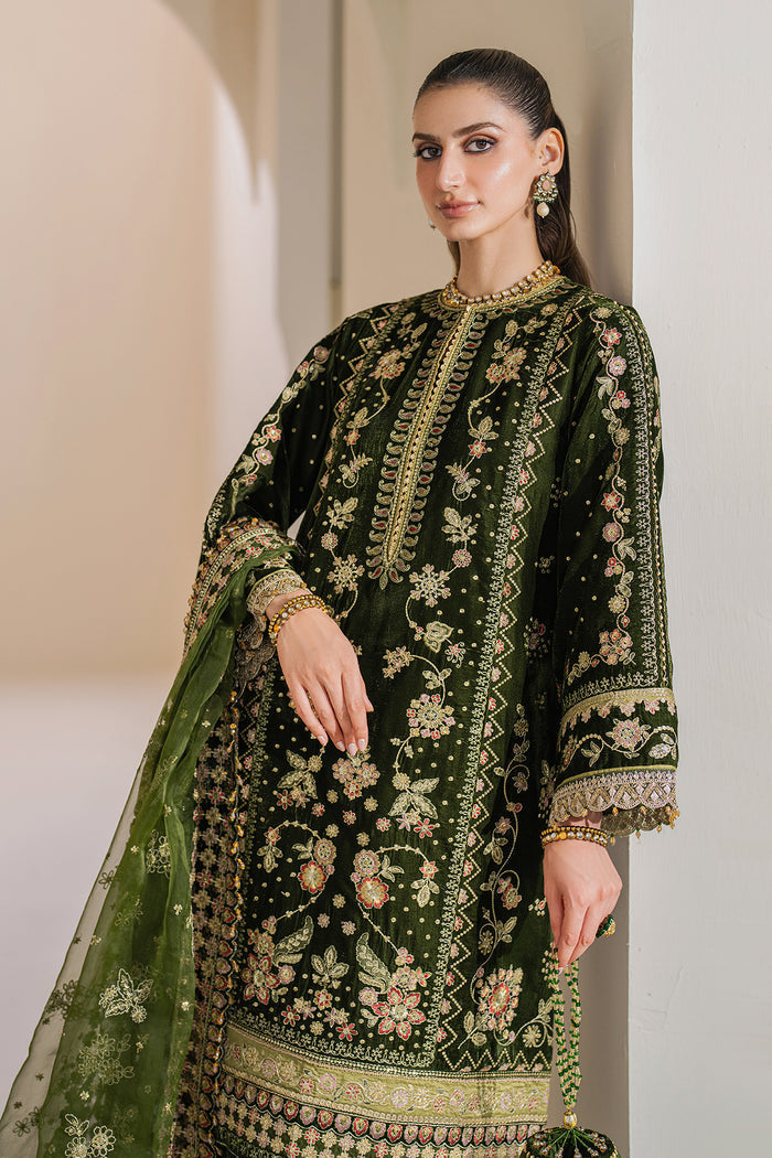 Baroque | Velvet Formals | VELVET UF-756