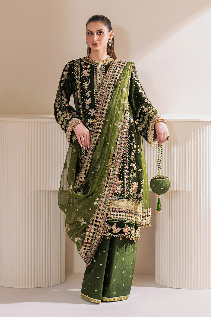 Baroque | Velvet Formals | VELVET UF-756