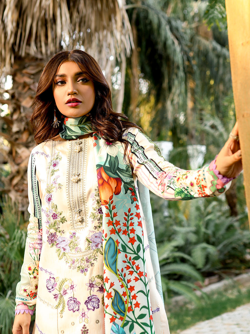 Bin Ilyas | Maya Jahan Winter 24 |  762 B