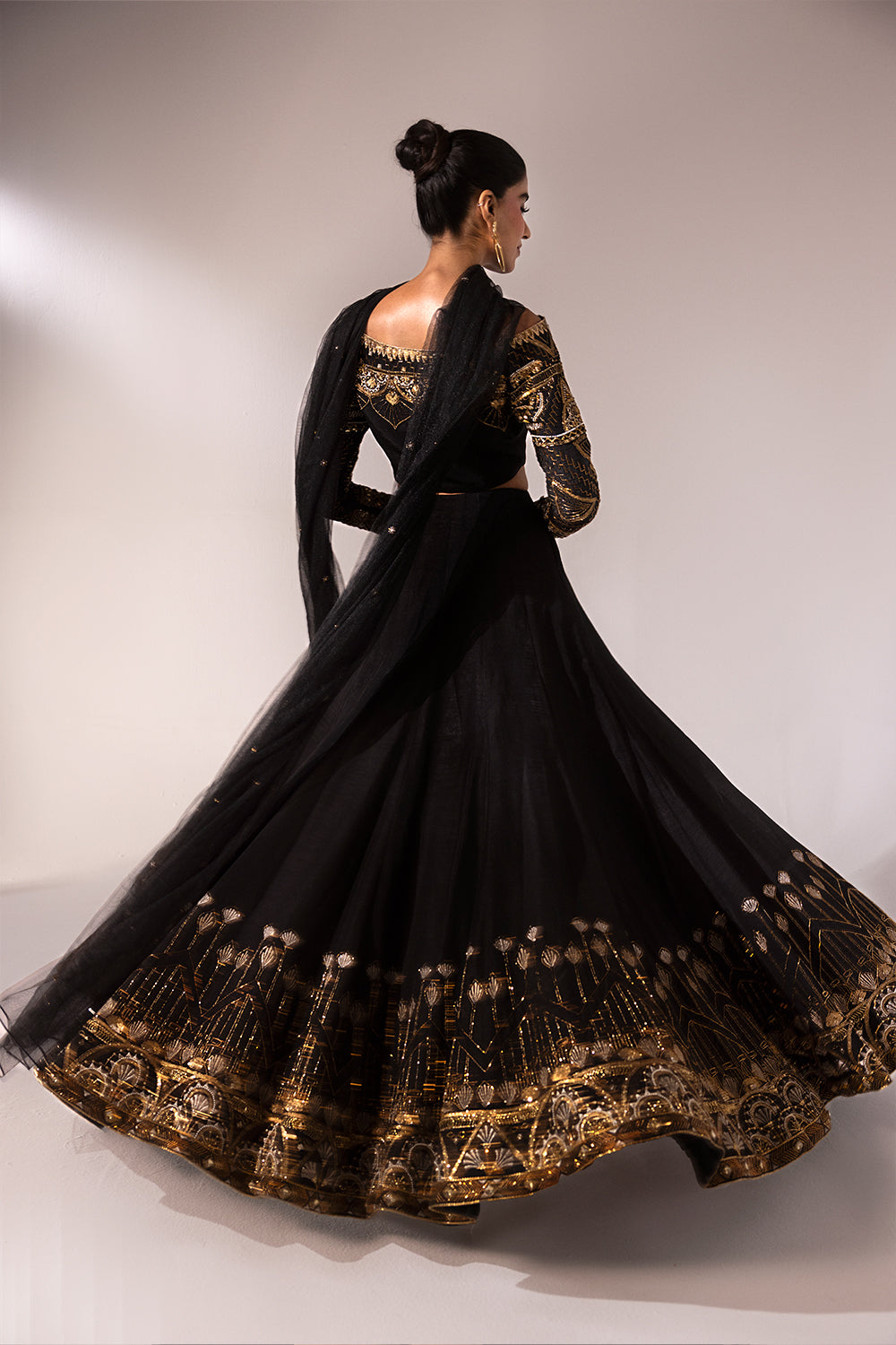 Caia | Regine Luxury Formal23 | ELARA - House of Zarish
