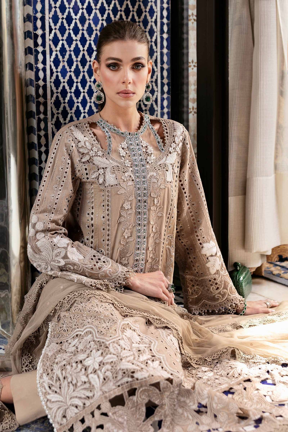 Maria B | Luxury Lawn 25 | D-2502-A