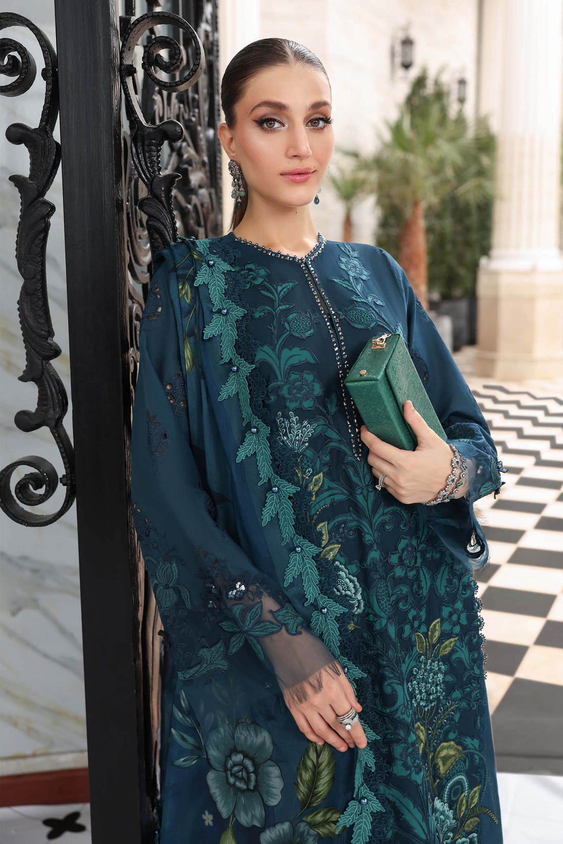 Maria B | Luxury Lawn 26 | 3 Piece Embroidered Lawn Suit
