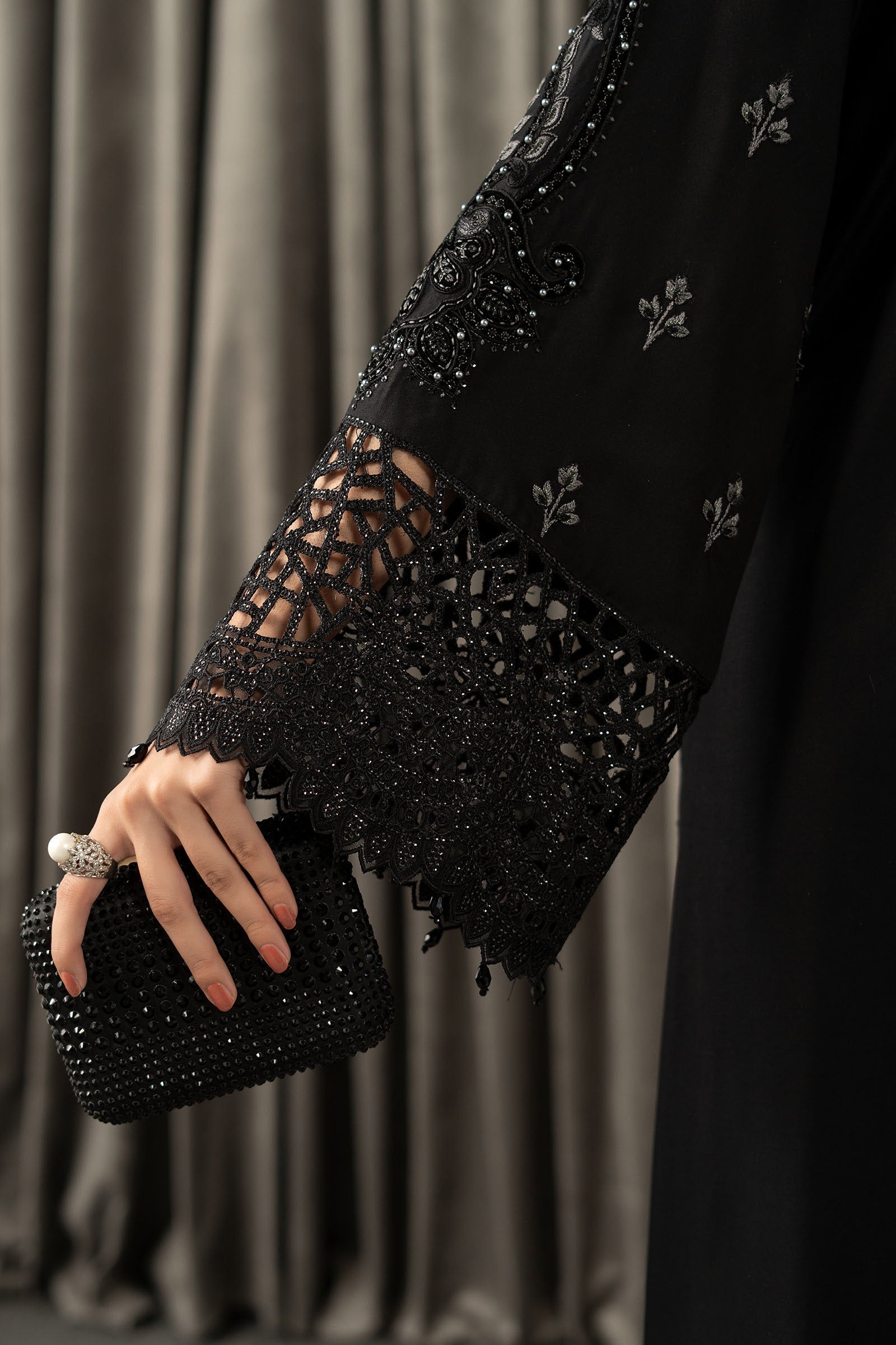 Maria B | Winter Luxe Pret 25 | WLS-1307-Black