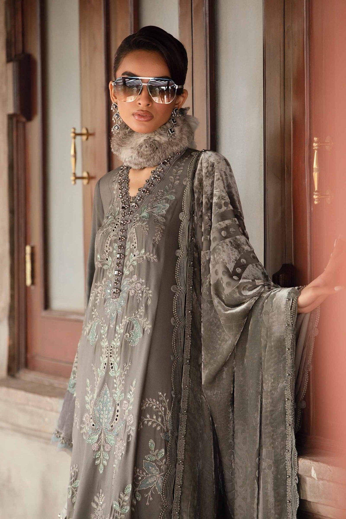 Maria B | Winter Luxe 24 | Velvet DL-1209 - House Of Anaya