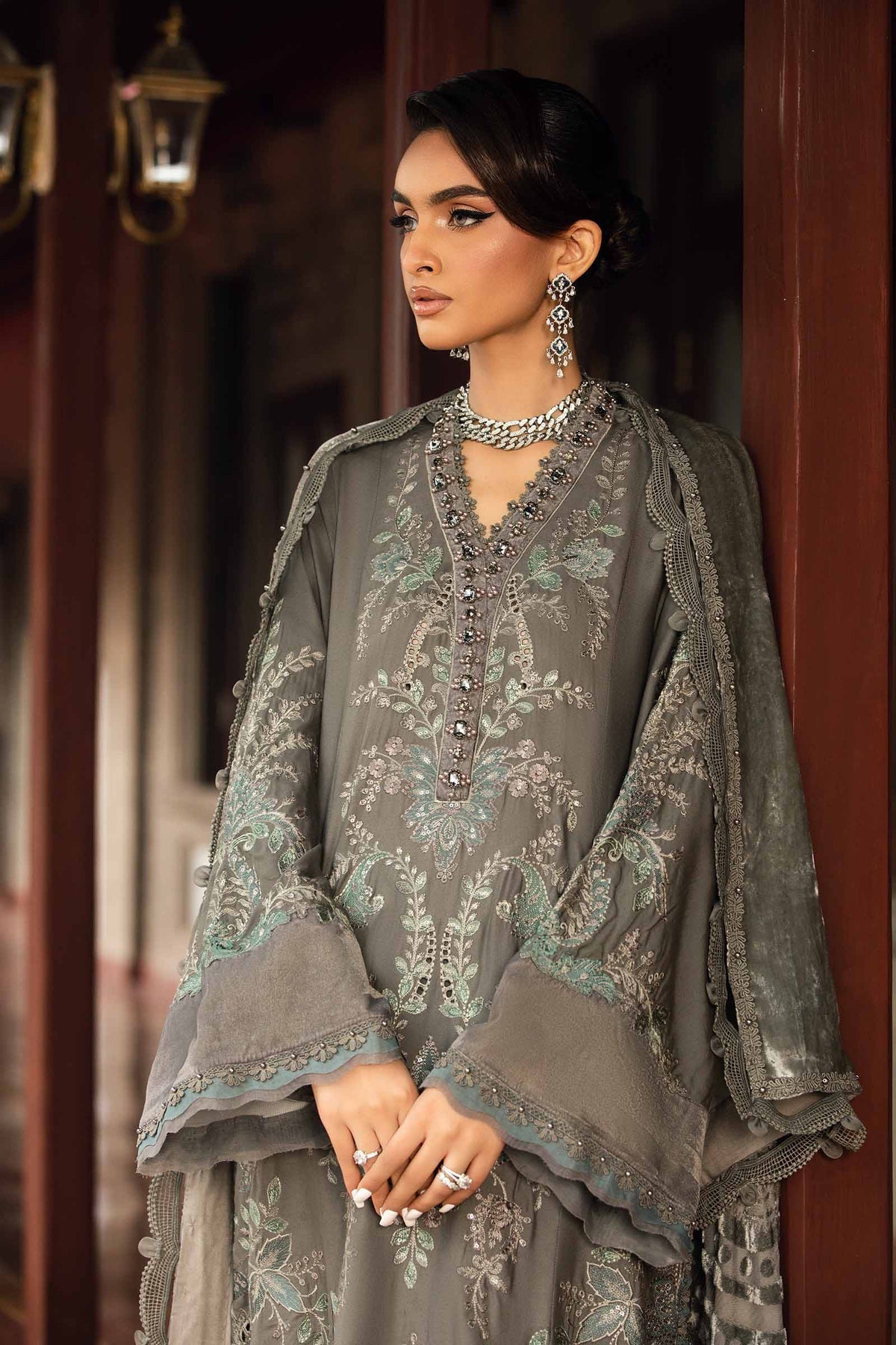 Maria B | Winter Luxe 24 | Velvet DL-1209 - House Of Anaya