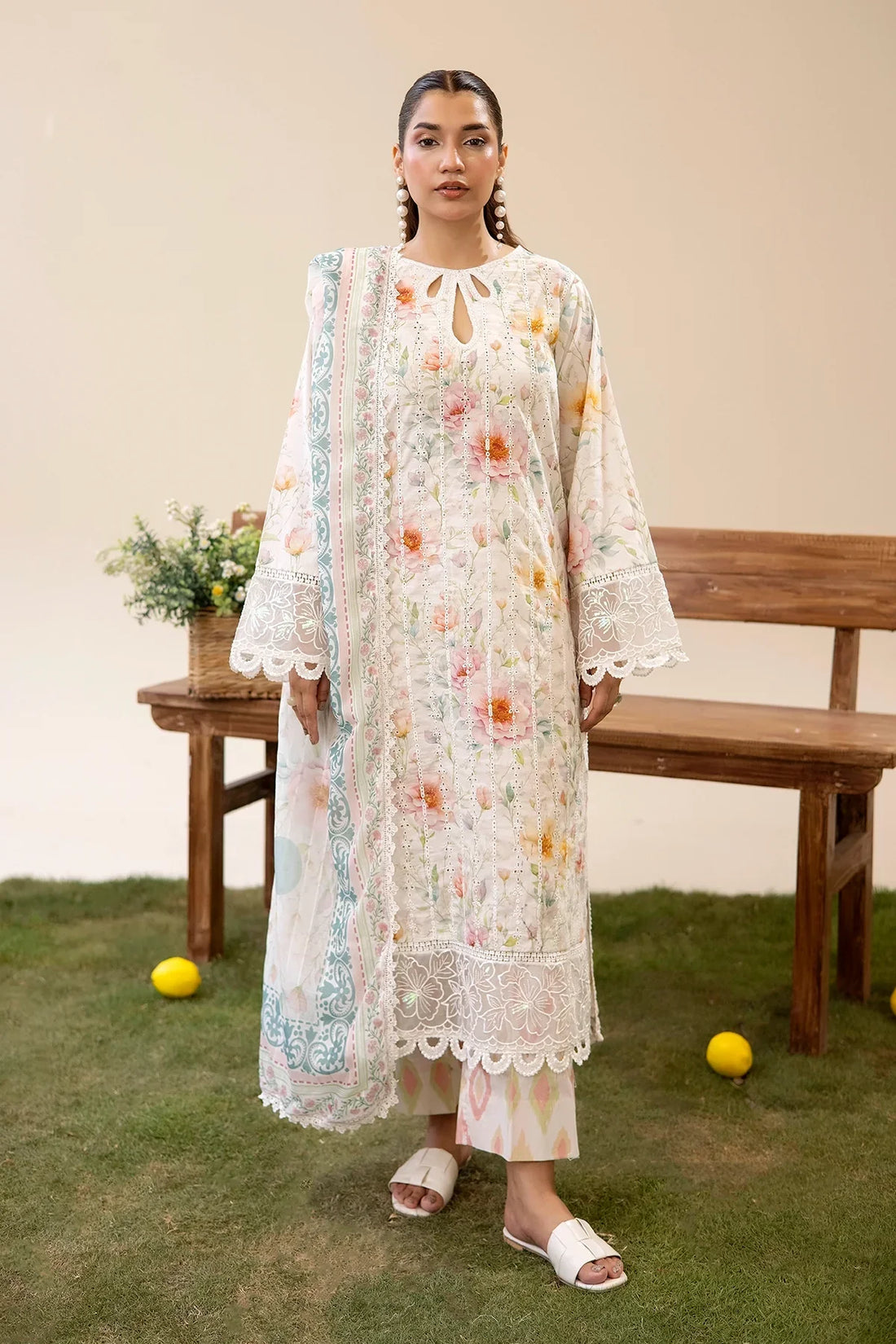 Adans Libas | Floral Edit | FLORAL EDIT 9933 - 1