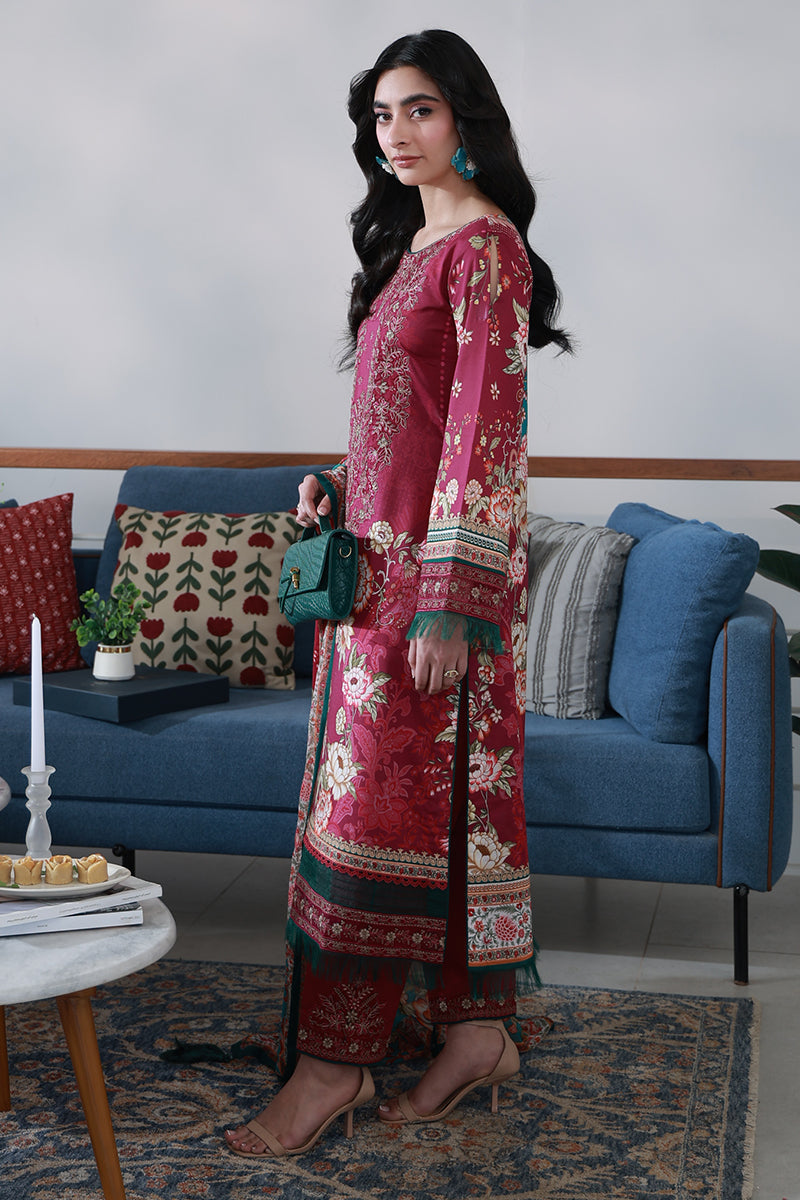 Gulaal | Delia Lawn | Hilyn