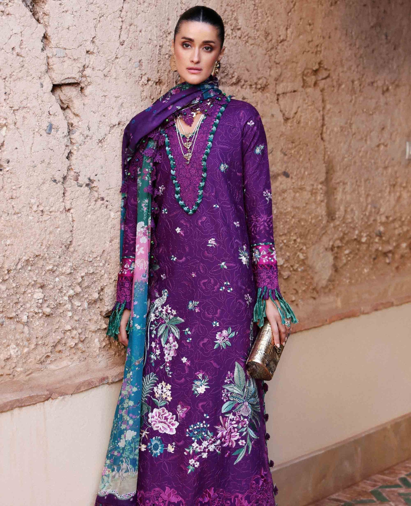 Republic Womenswear | Reine Luxury Lawn 26 | Nia