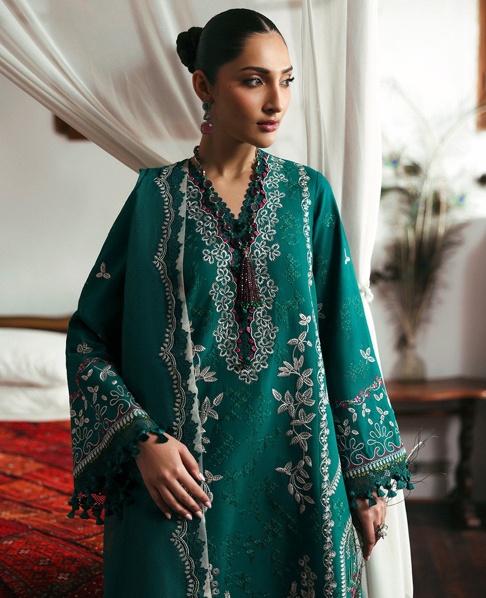 Republic Womenswear | Talia Luxury Lawn 25 | D8-B - Nia