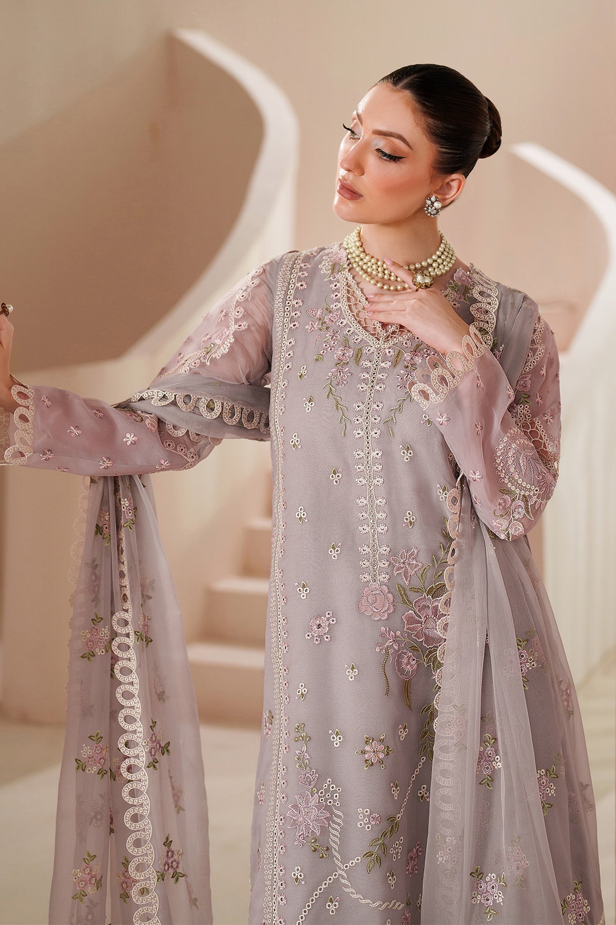 Alizeh | Threads Eid Festive Edit 26 |AF-BDHG-5044-Annie