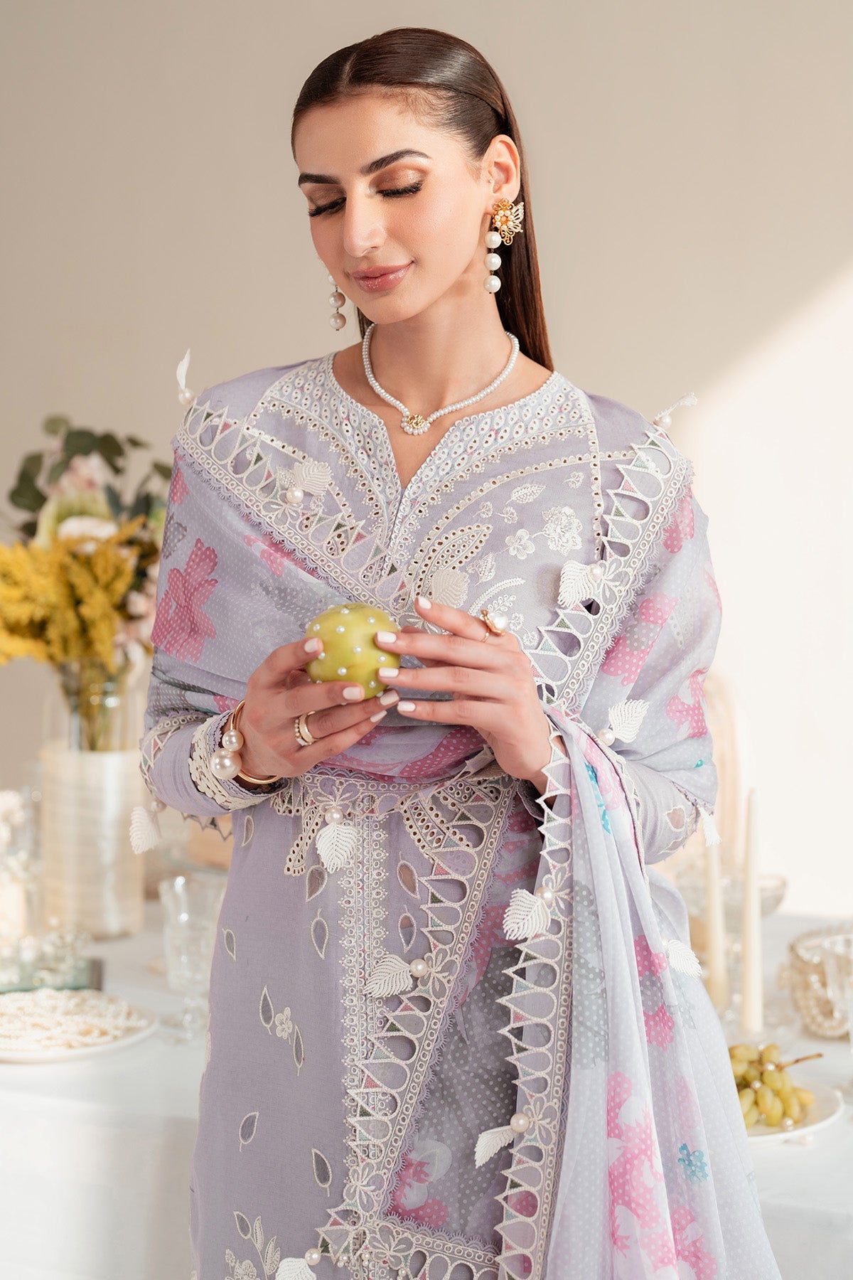 Jazmin | Iris Luxury Lawn 25 | IL'25-D06