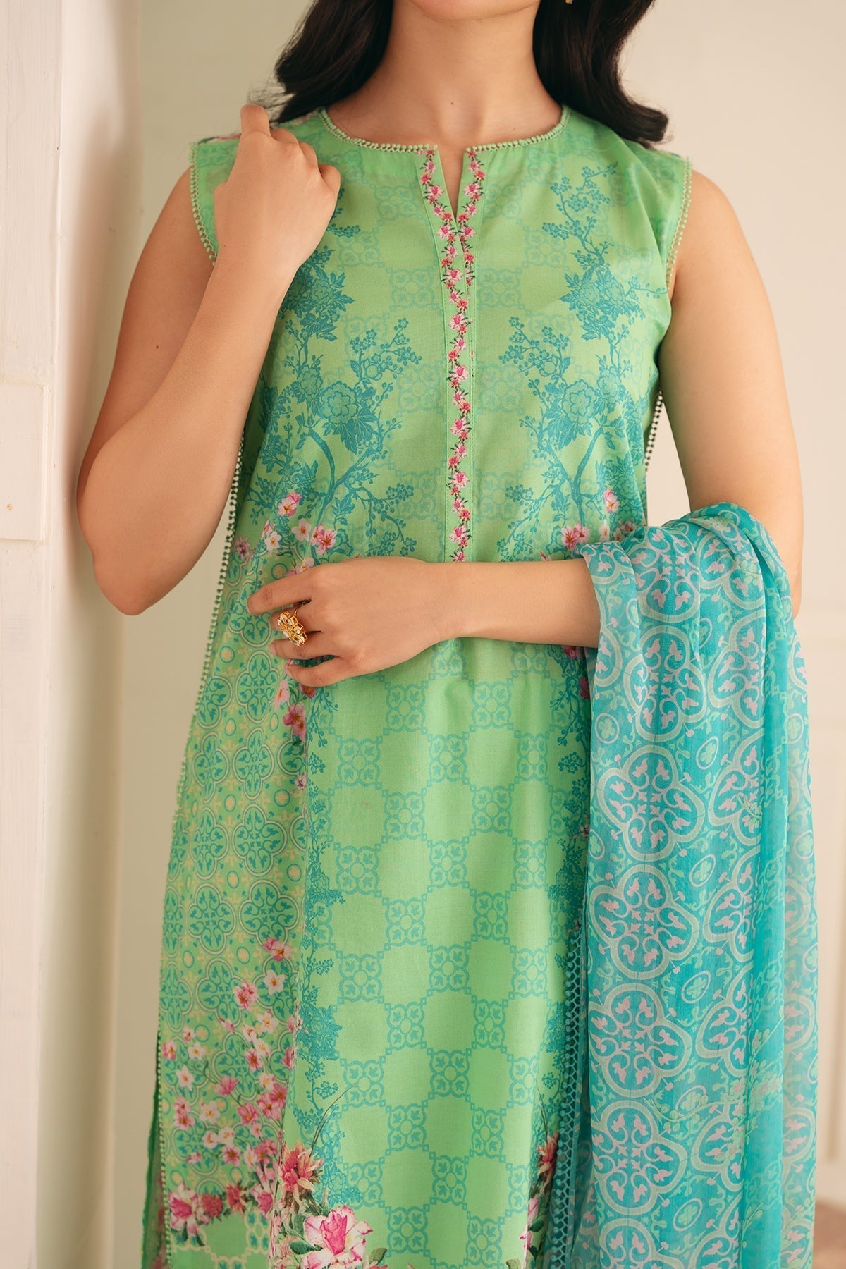 Sahar | Selene 25 | Seafoam Garden - House Of Zarish