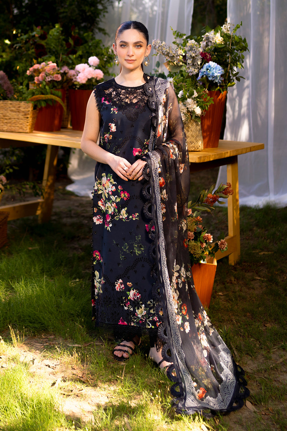 Neeshay | Summer Lines Printkari | OLIVINE - House Of Anaya