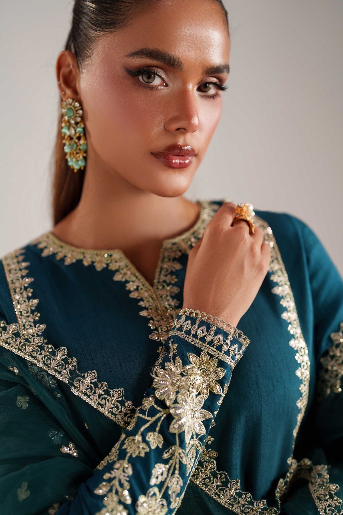 Akbar Aslam | Formal Pret | Naranj