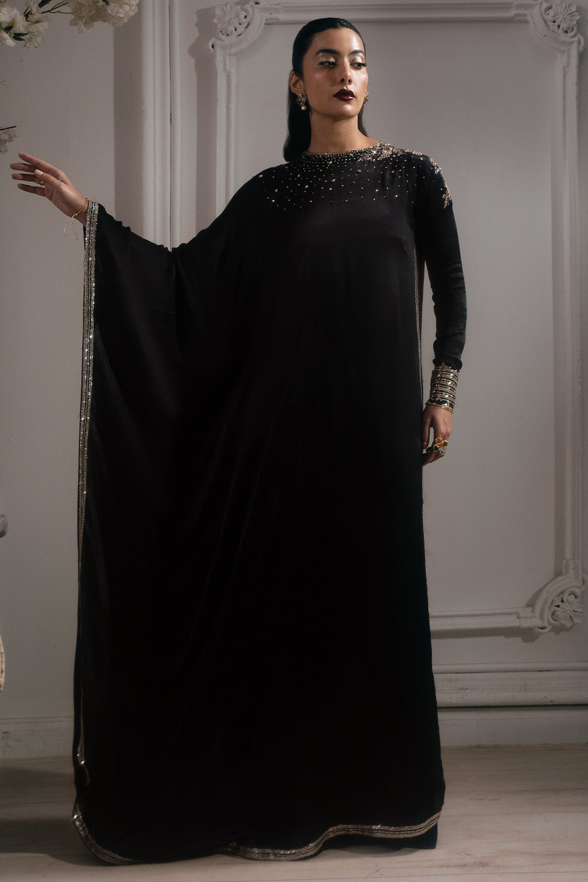 Mina Kashif | Emilie Formals | Estilo