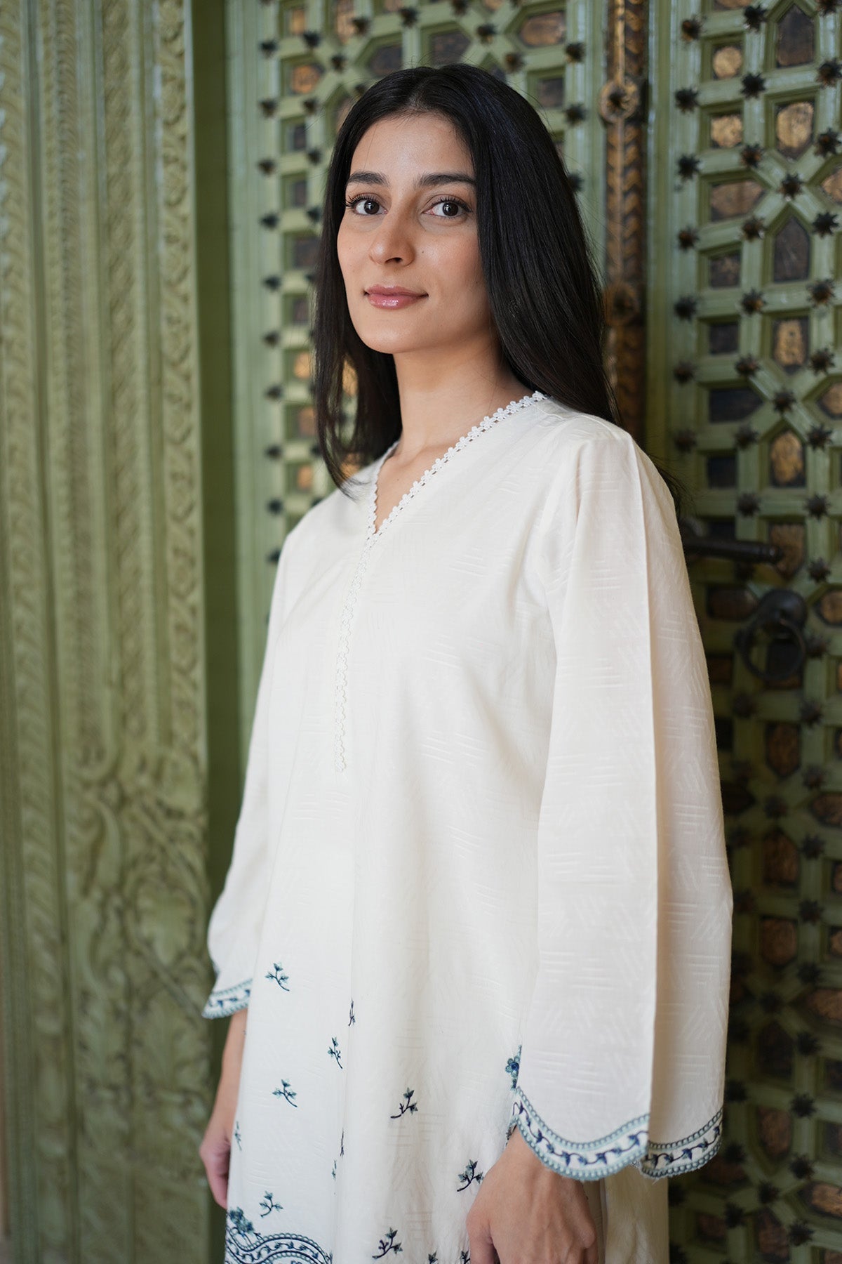 Sahar | Ready to Wear Basics | Dove'S Grace - House of Zarish