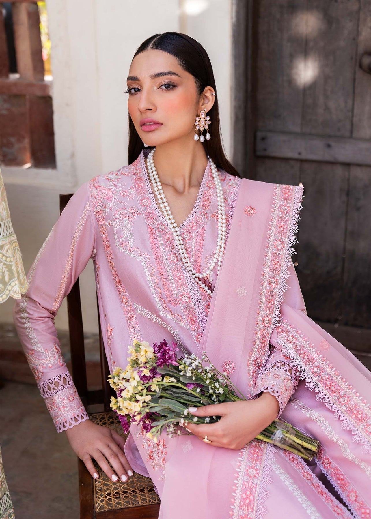 Akbar Aslam | Pret Lawn | MYSTERE