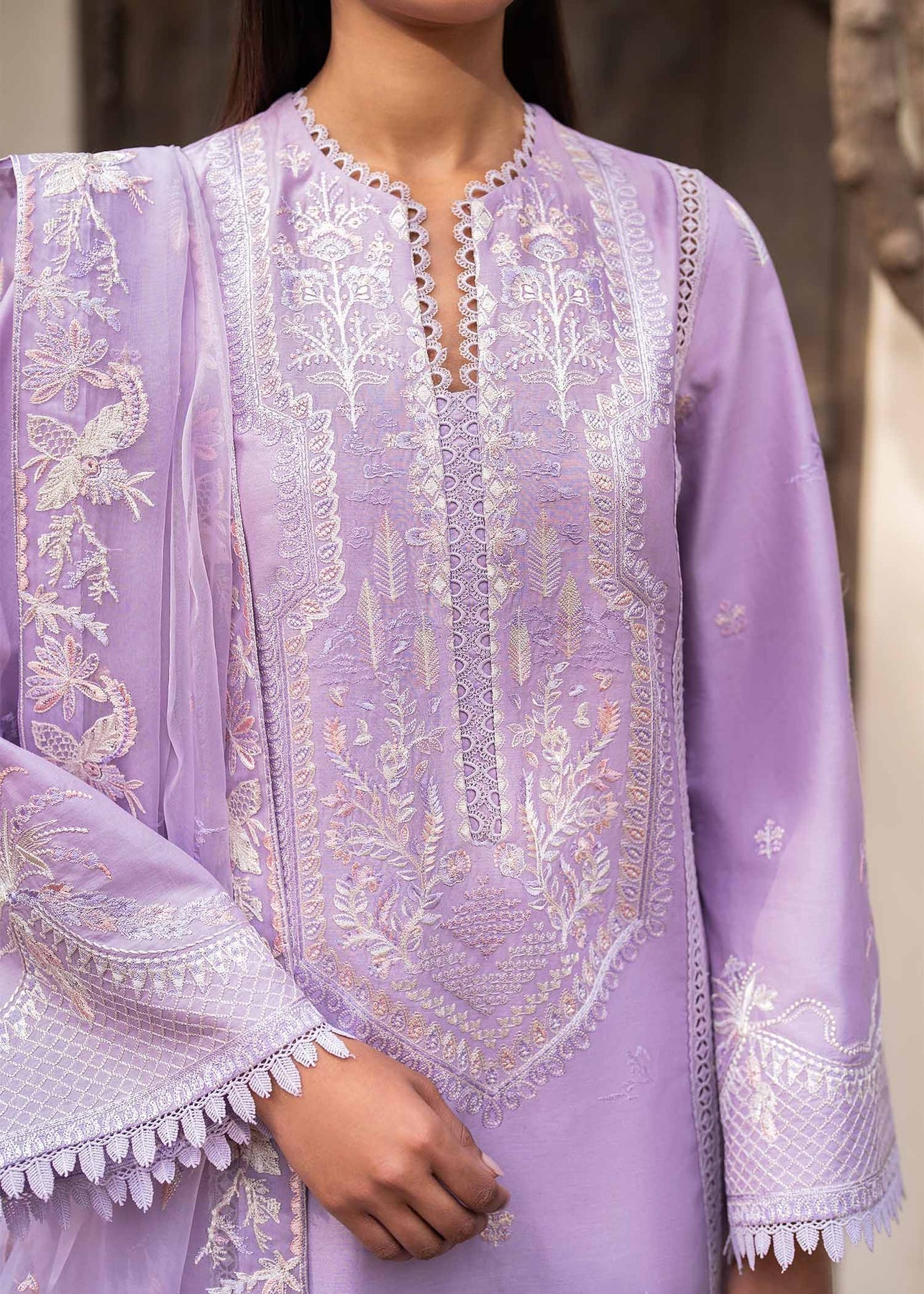 Akbar Aslam | Pret Lawn | CALIN